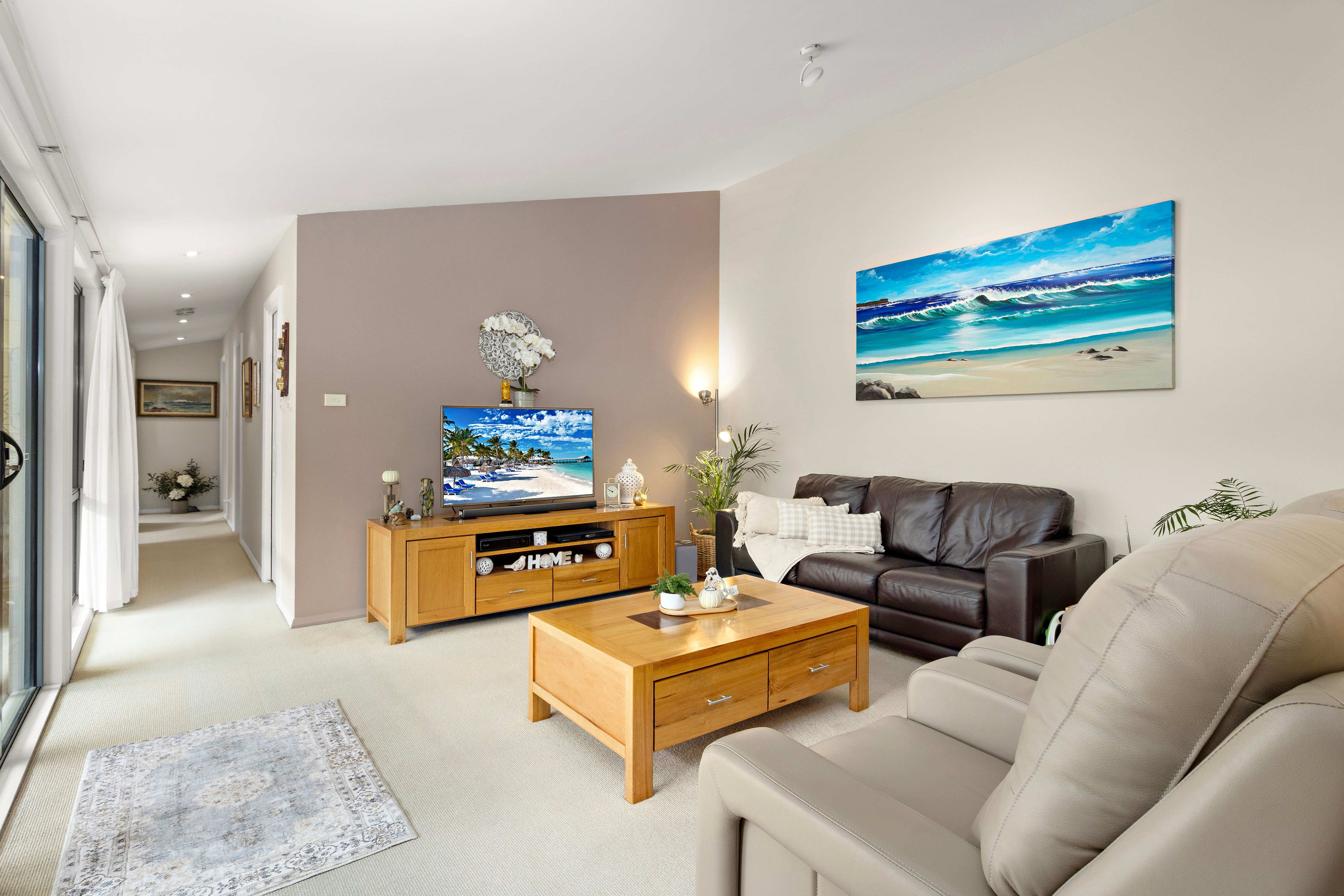 84A South Kiama Drive — photo 5 of 15