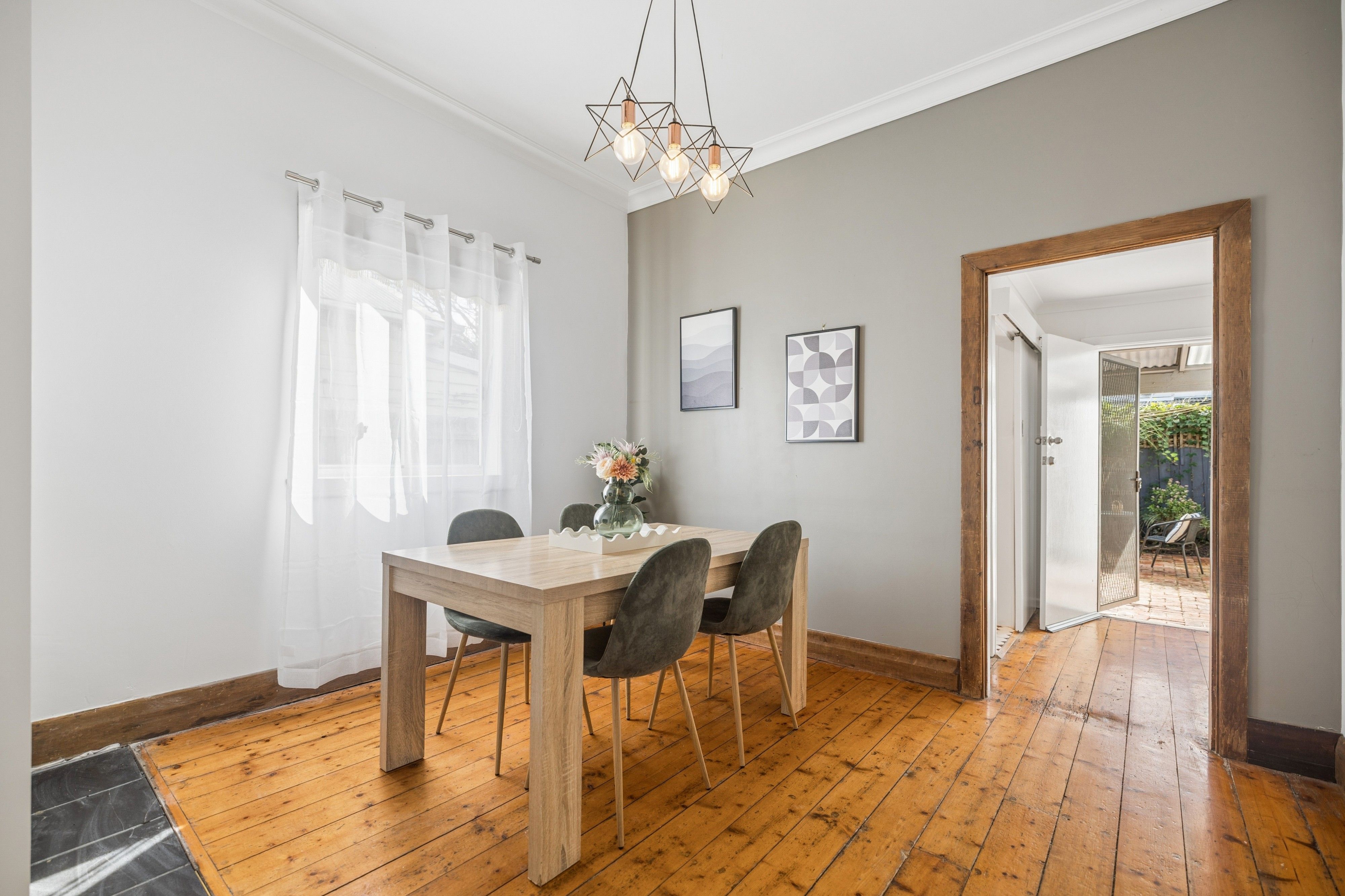 60 Blackwood Street — photo 7 of 14