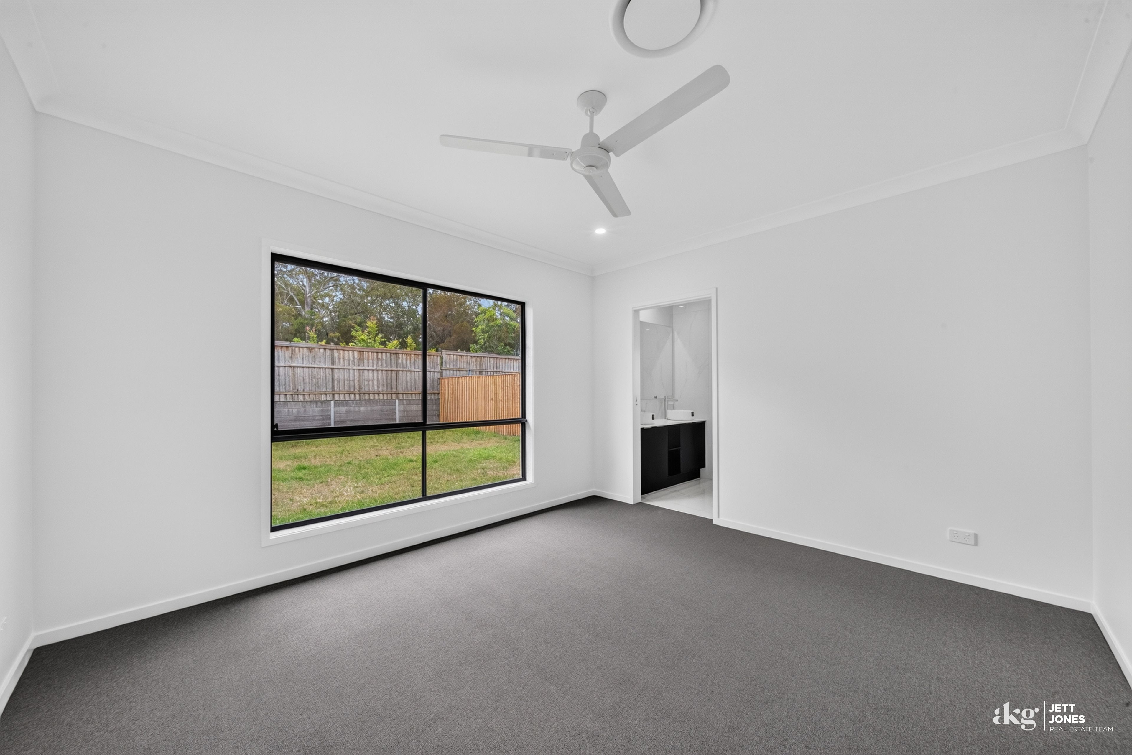 16 Garnet Court — photo 14 of 24