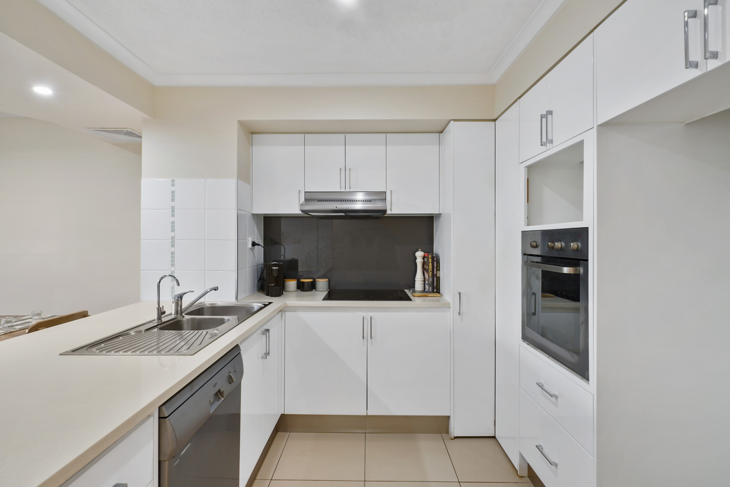 67/2320-2330 Gold Coast Highway, Mermaid Beach, QLD 4218