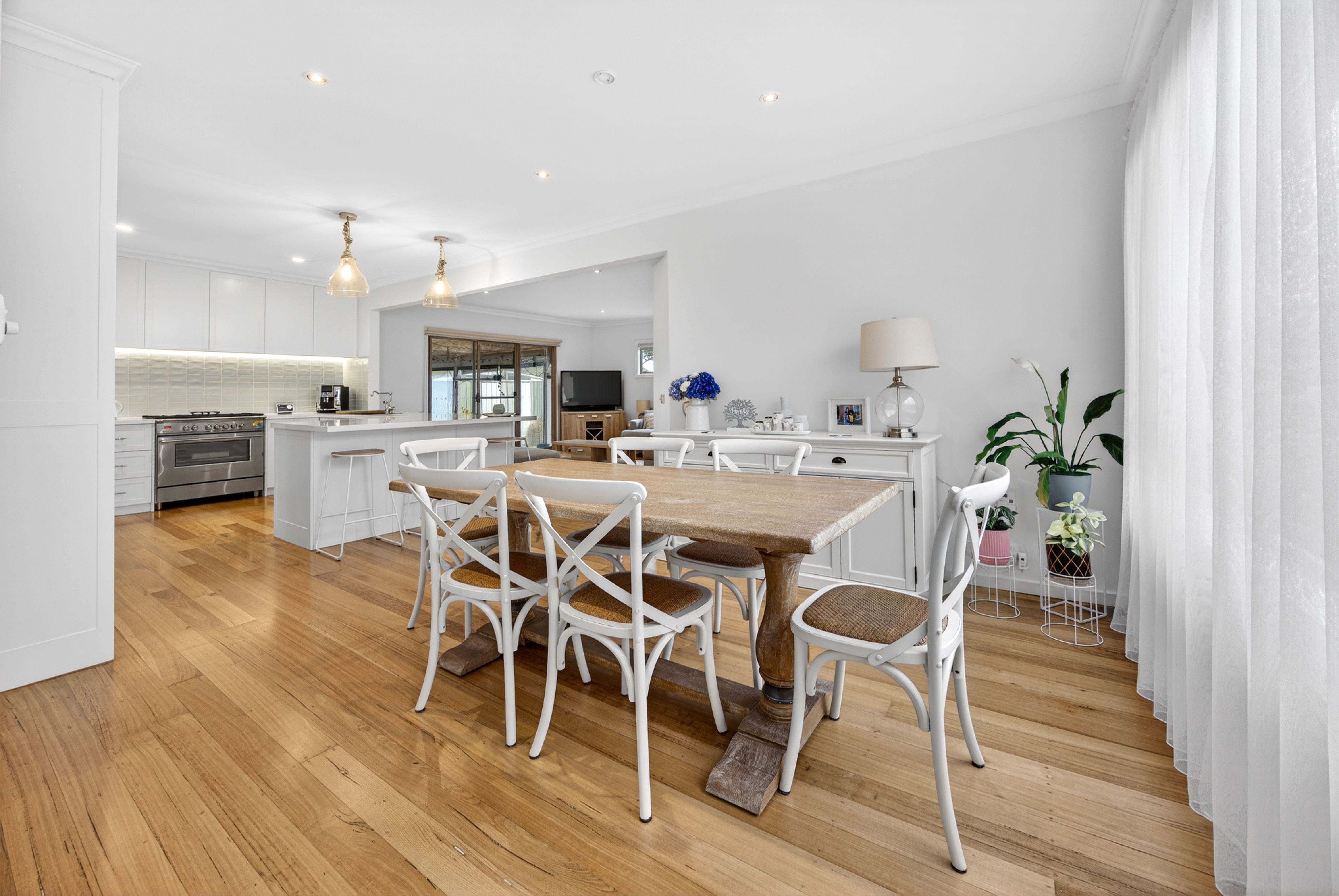 8 Illaroo Street — photo from Ray White Rosebud