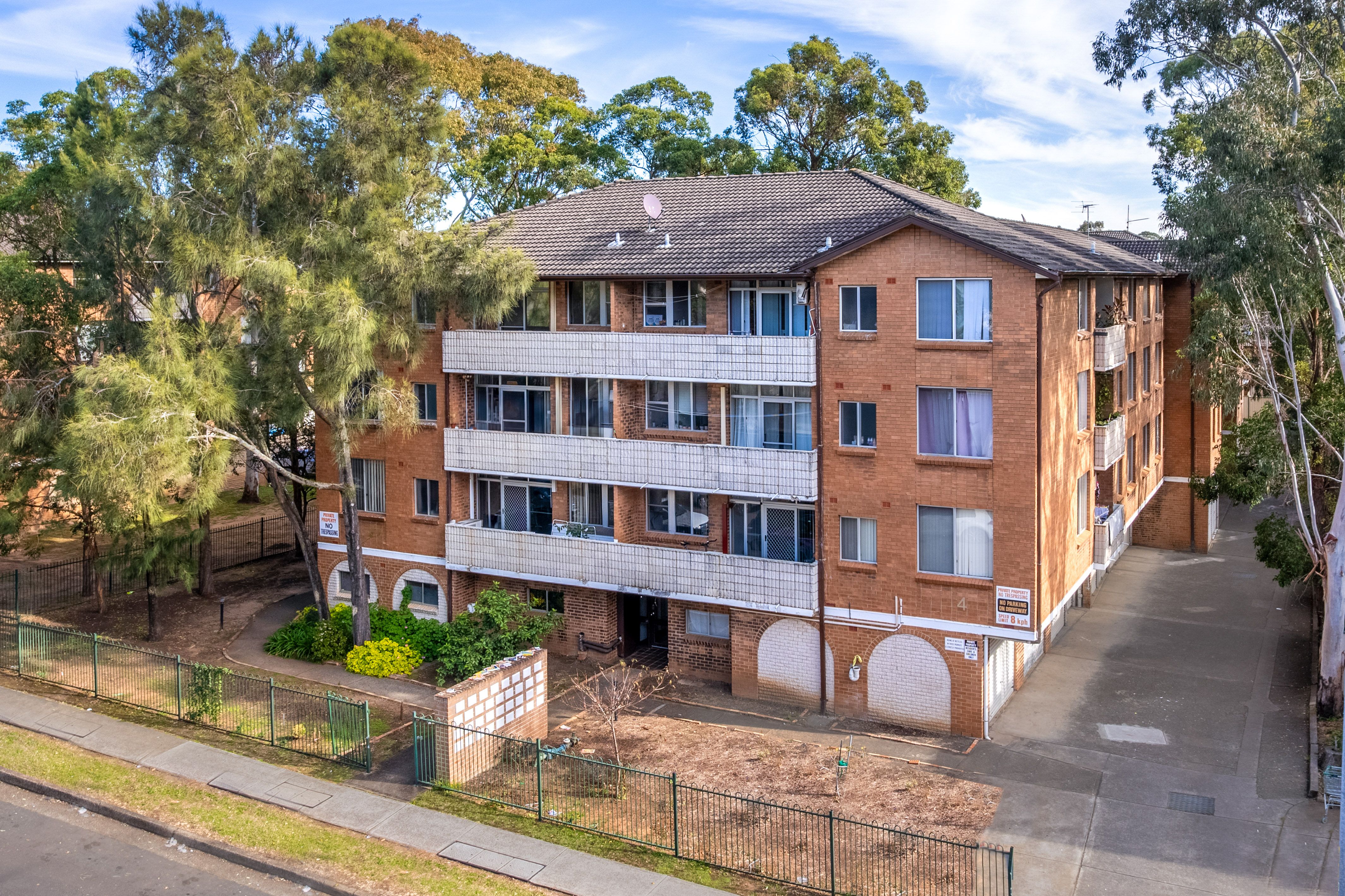 10/4 Beale Street, Liverpool, NSW 2170