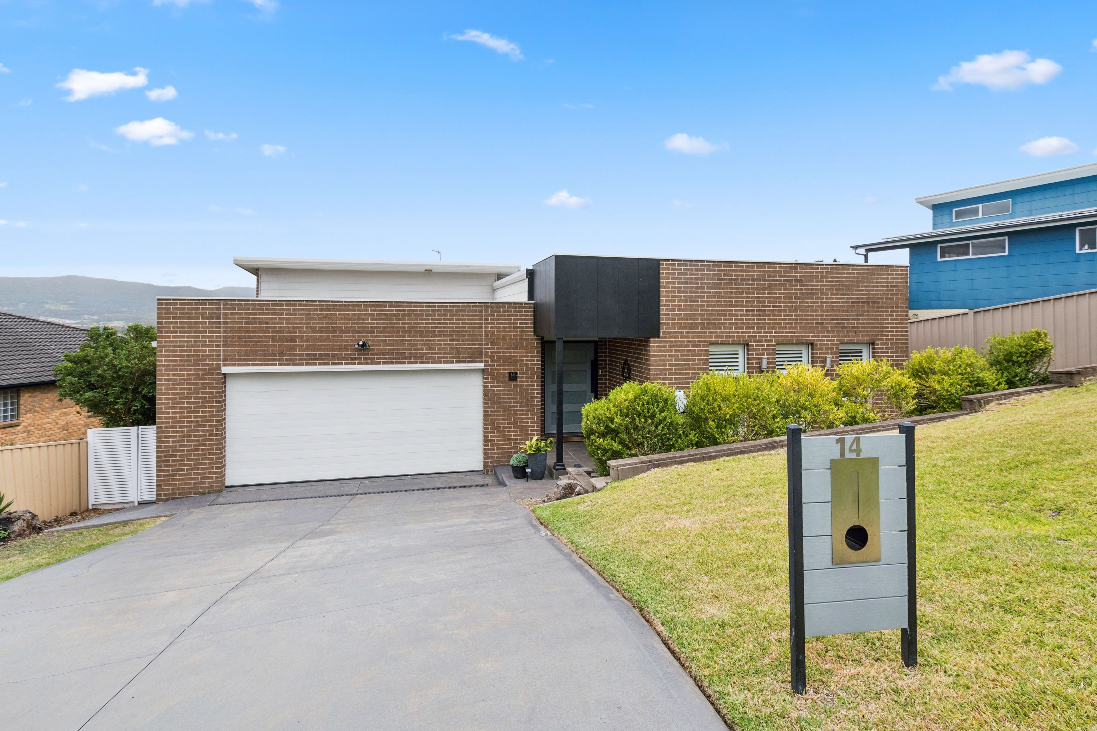 14 Carlyle Close, Dapto, NSW 2530