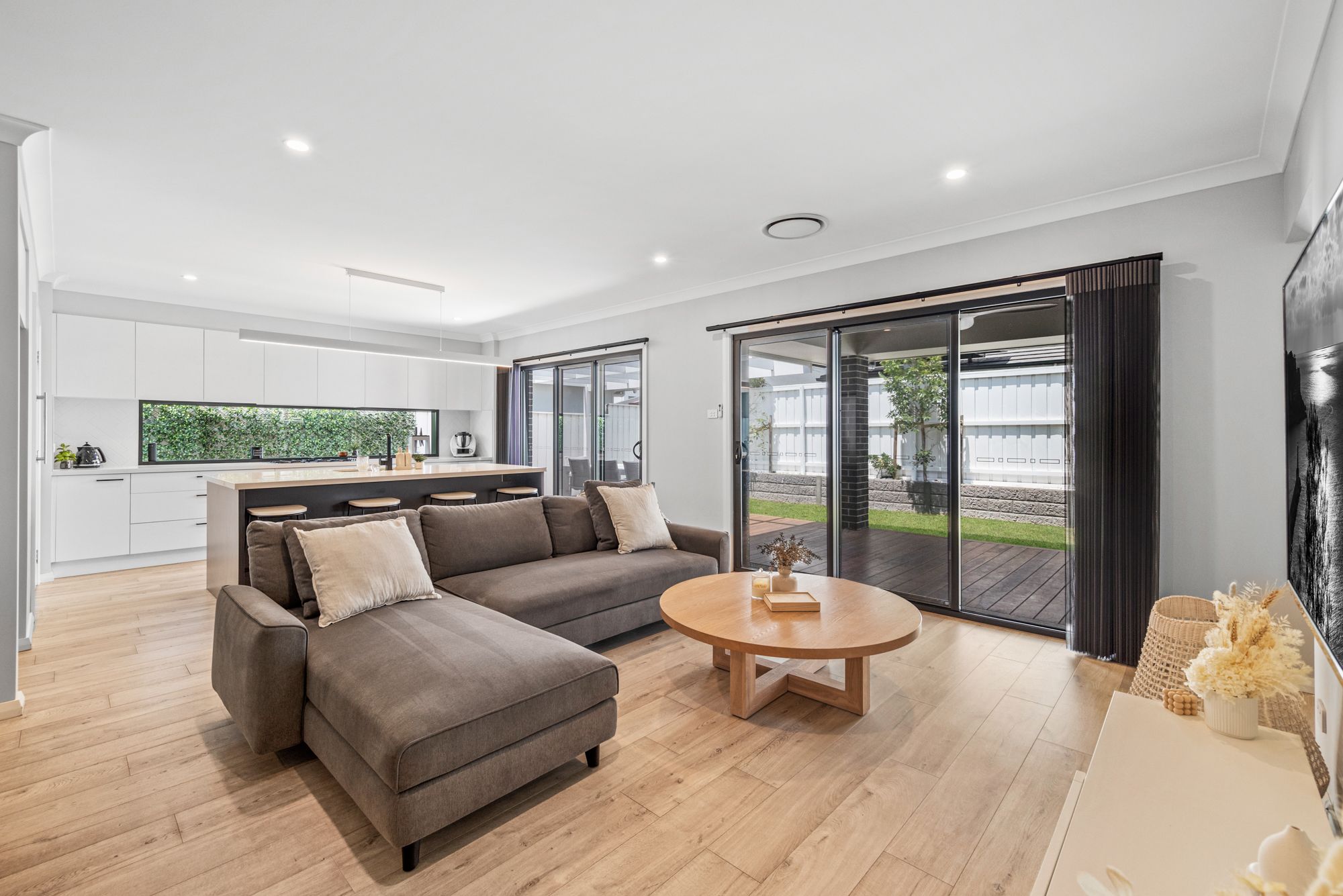 46 Silvester Way, GLEDSWOOD HILLS, NSW 2557
