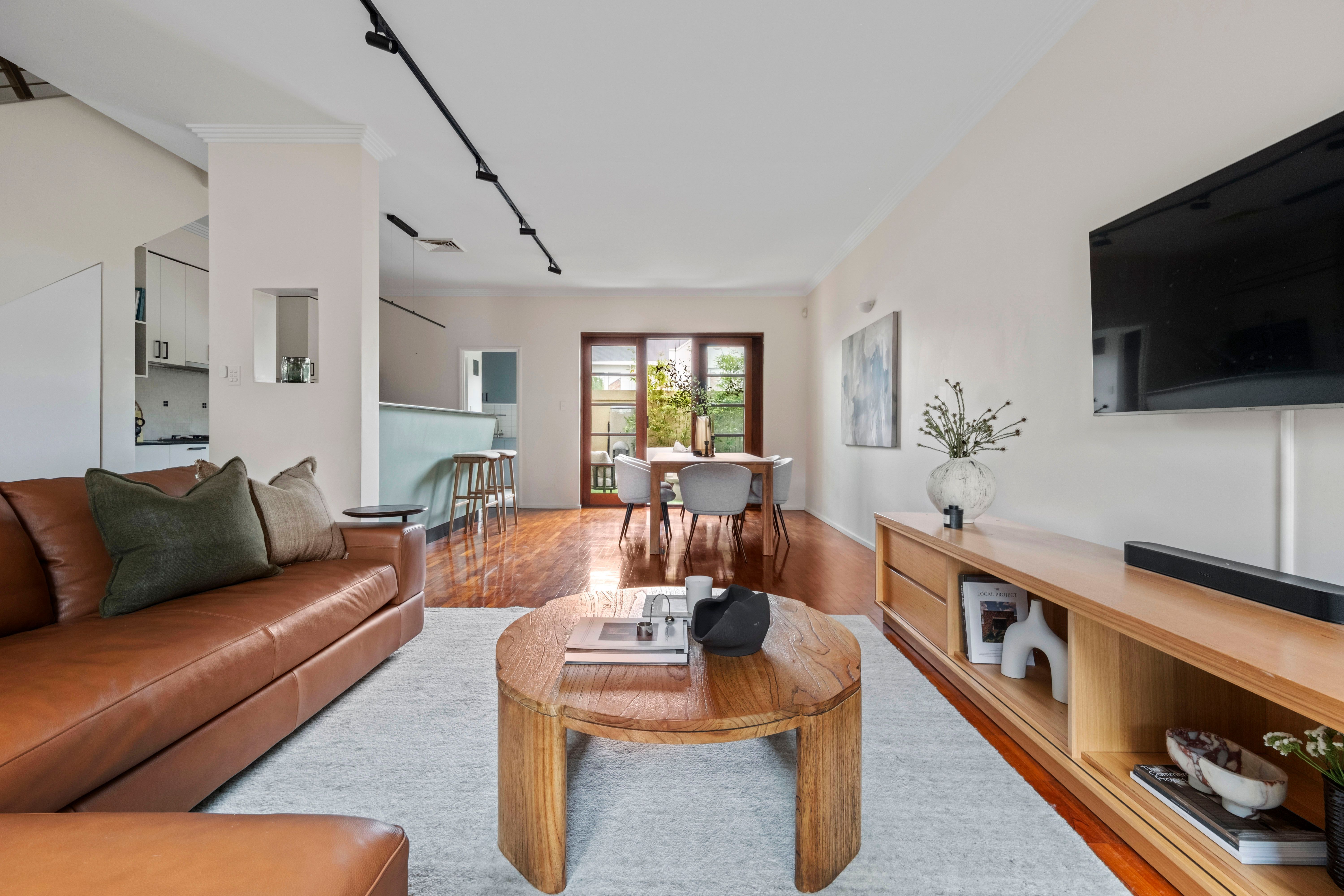 233 York Street — photo 5 of 19