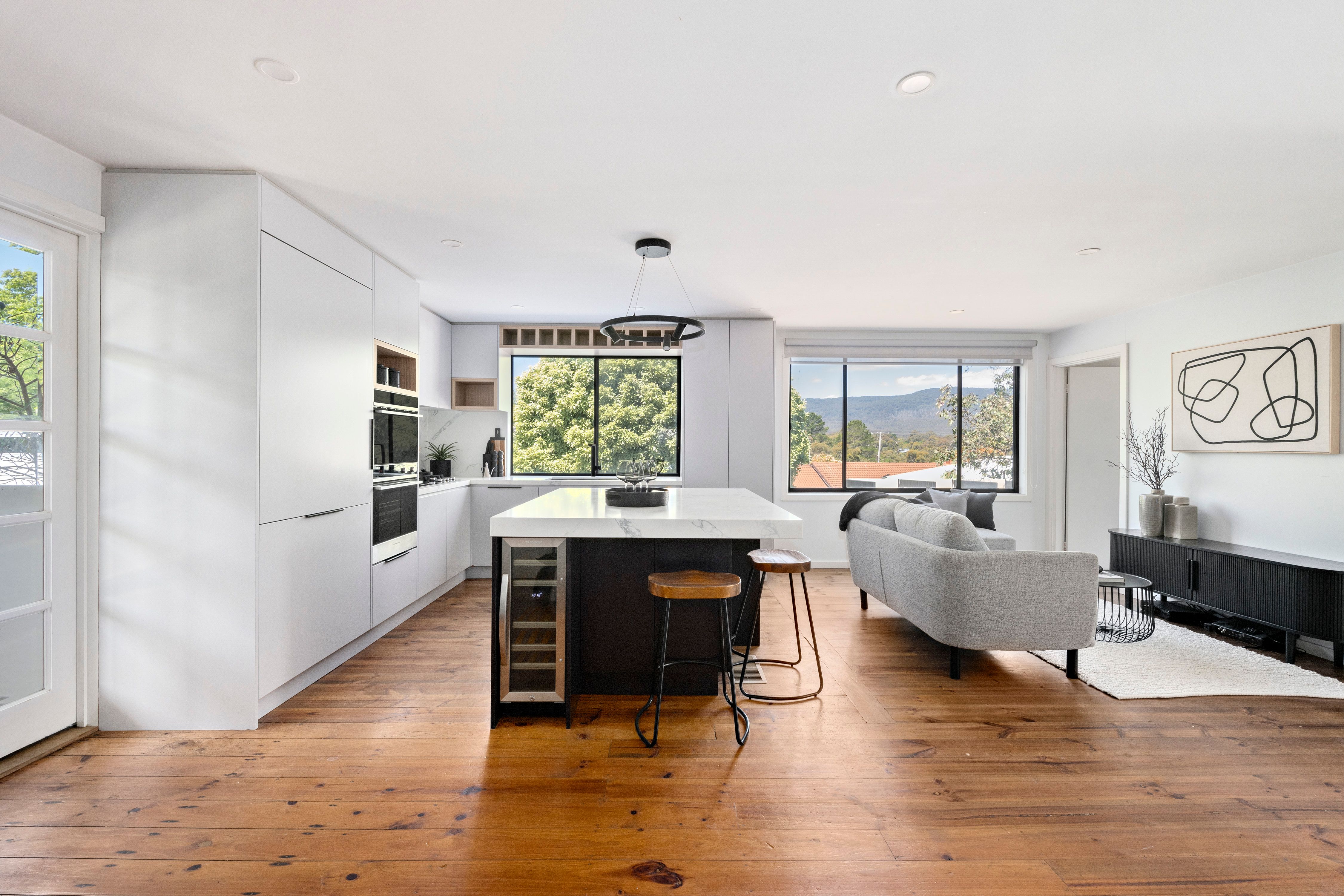 15 Anne Road, Woodend, VIC 3442