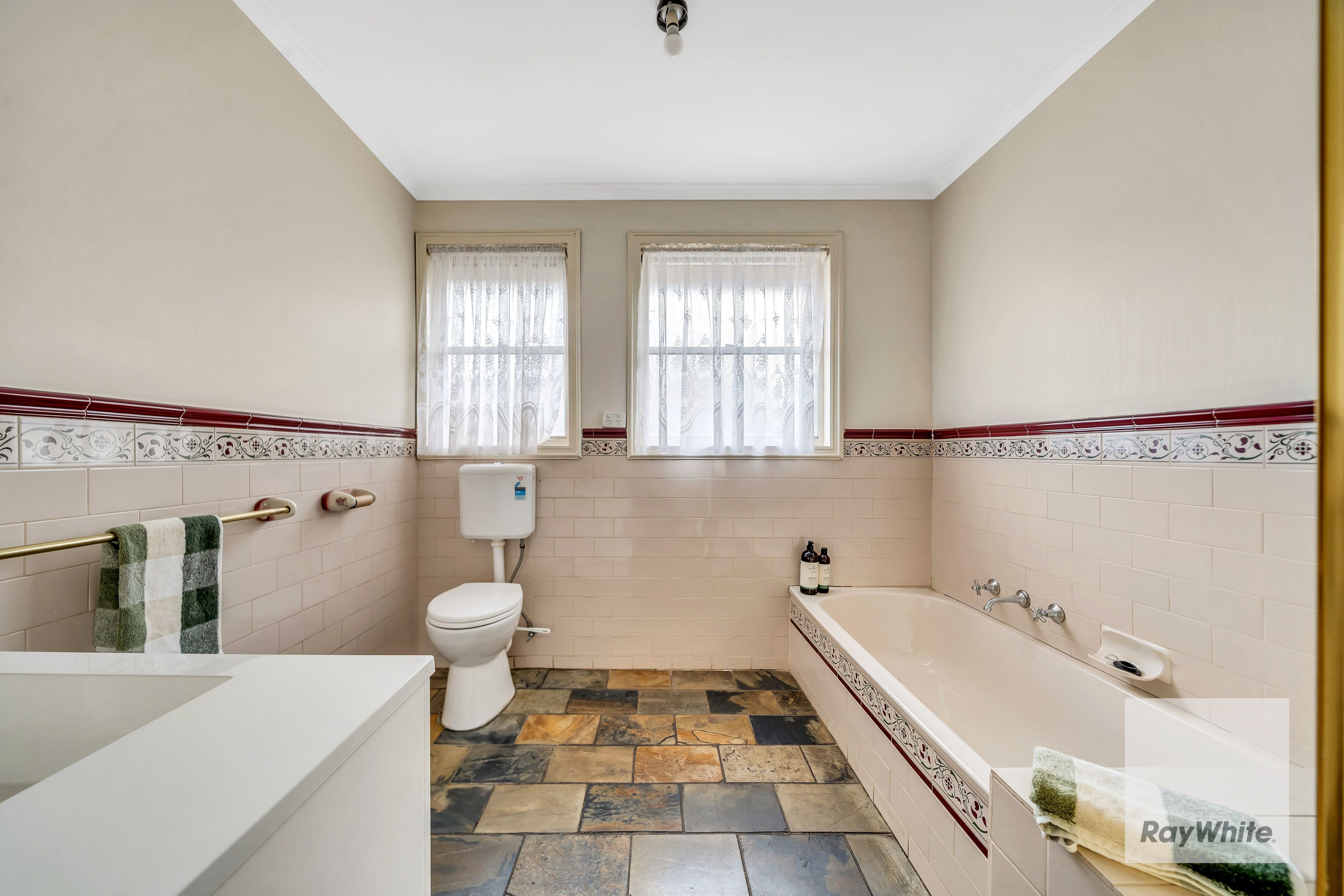 1 Rodwell Place — photo 12 of 19