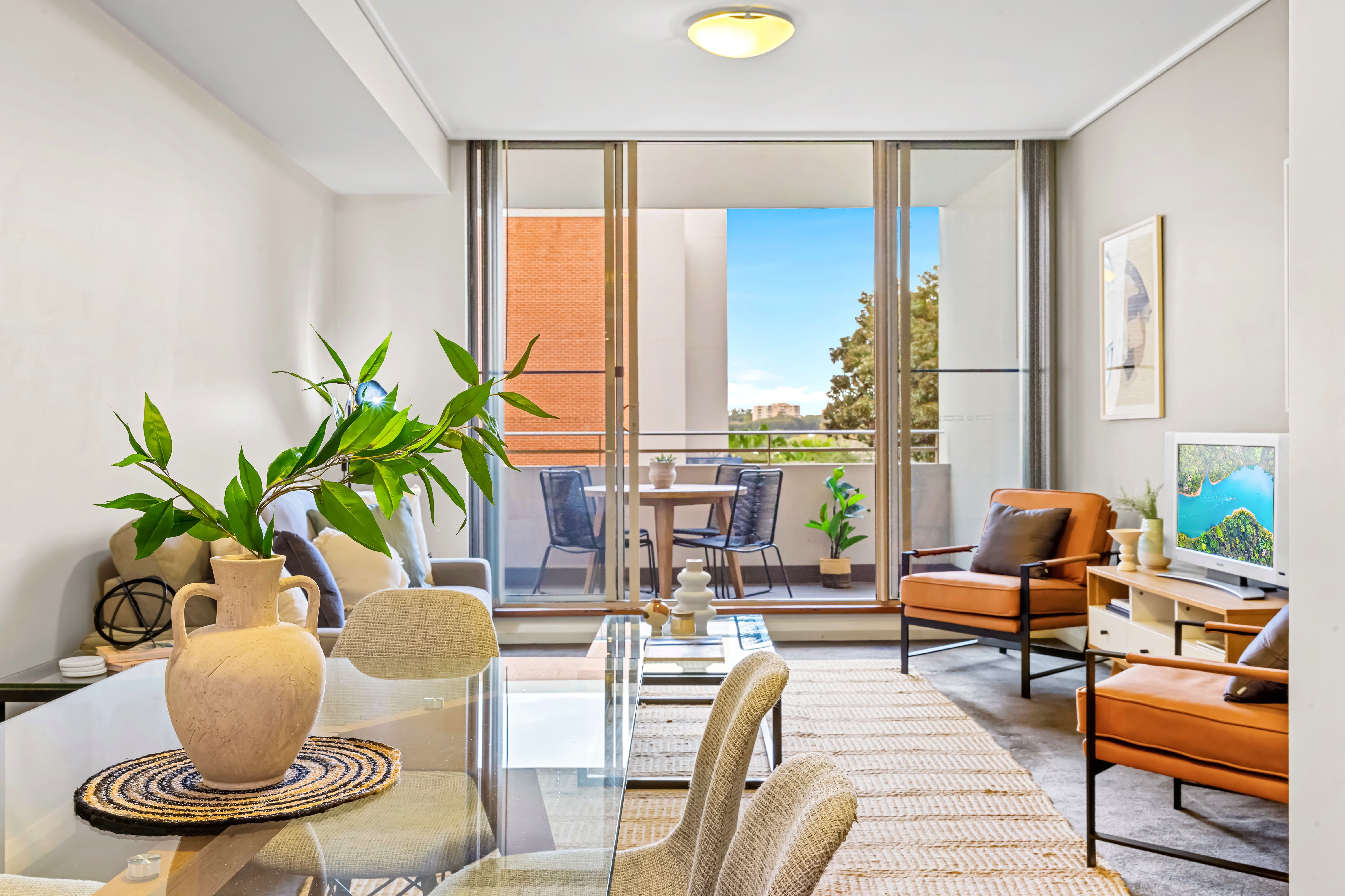 2 The Crescent, Wentworth Point NSW 2127