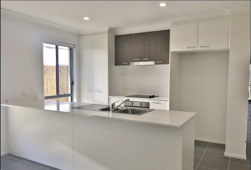 11 Smith Street, Burpengary East, QLD 4505