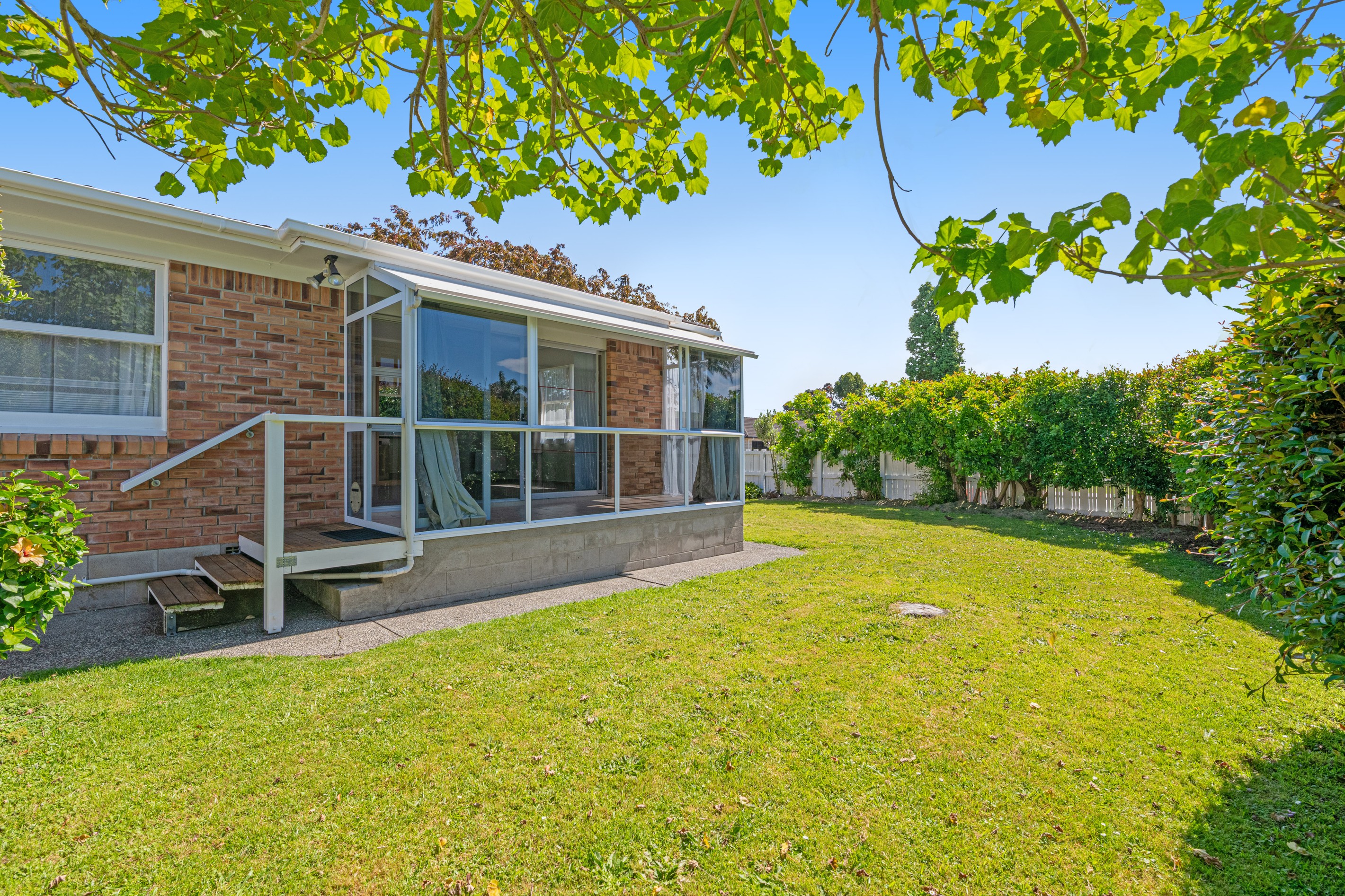 1A The Circle, Manly, Rodney