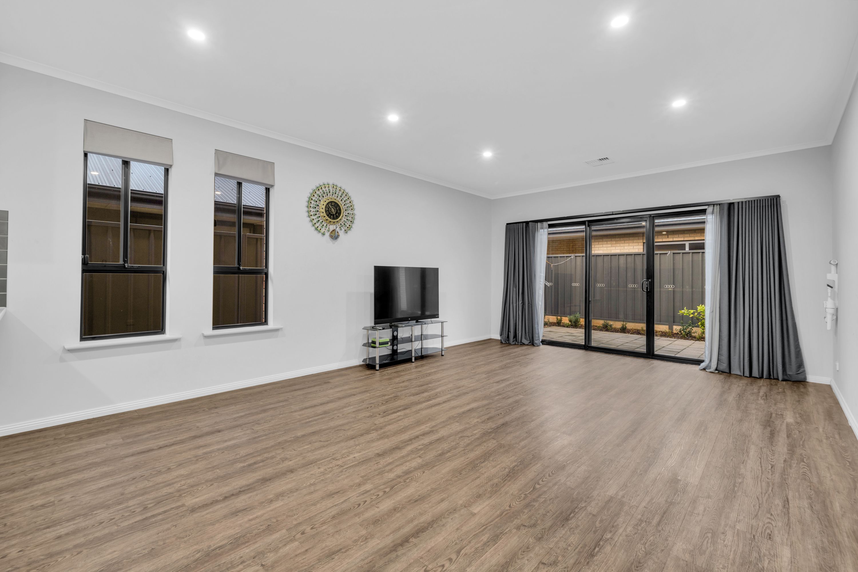 12 Union Avenue — photo 5 of 24
