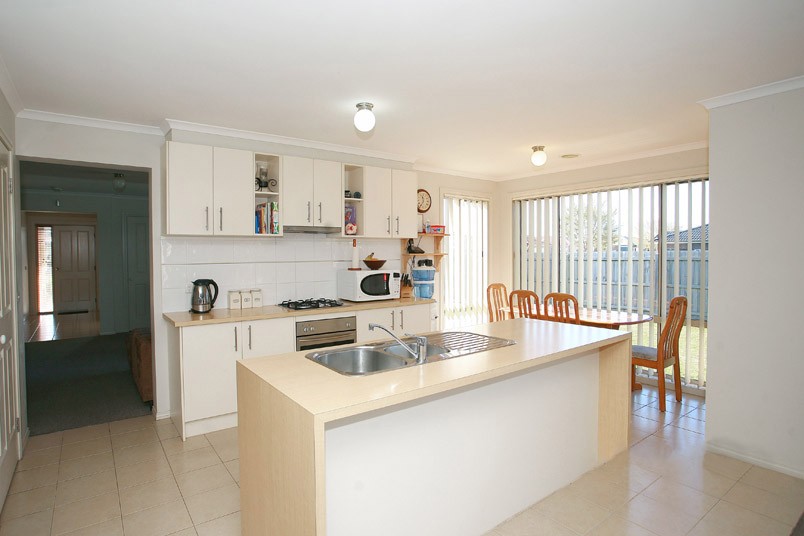 59 Phoenix Avenue, Cranbourne, VIC 3977