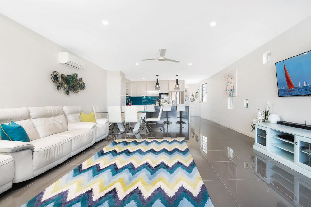 2/11 Bindaree Crescent, Mooloolaba, QLD 4557