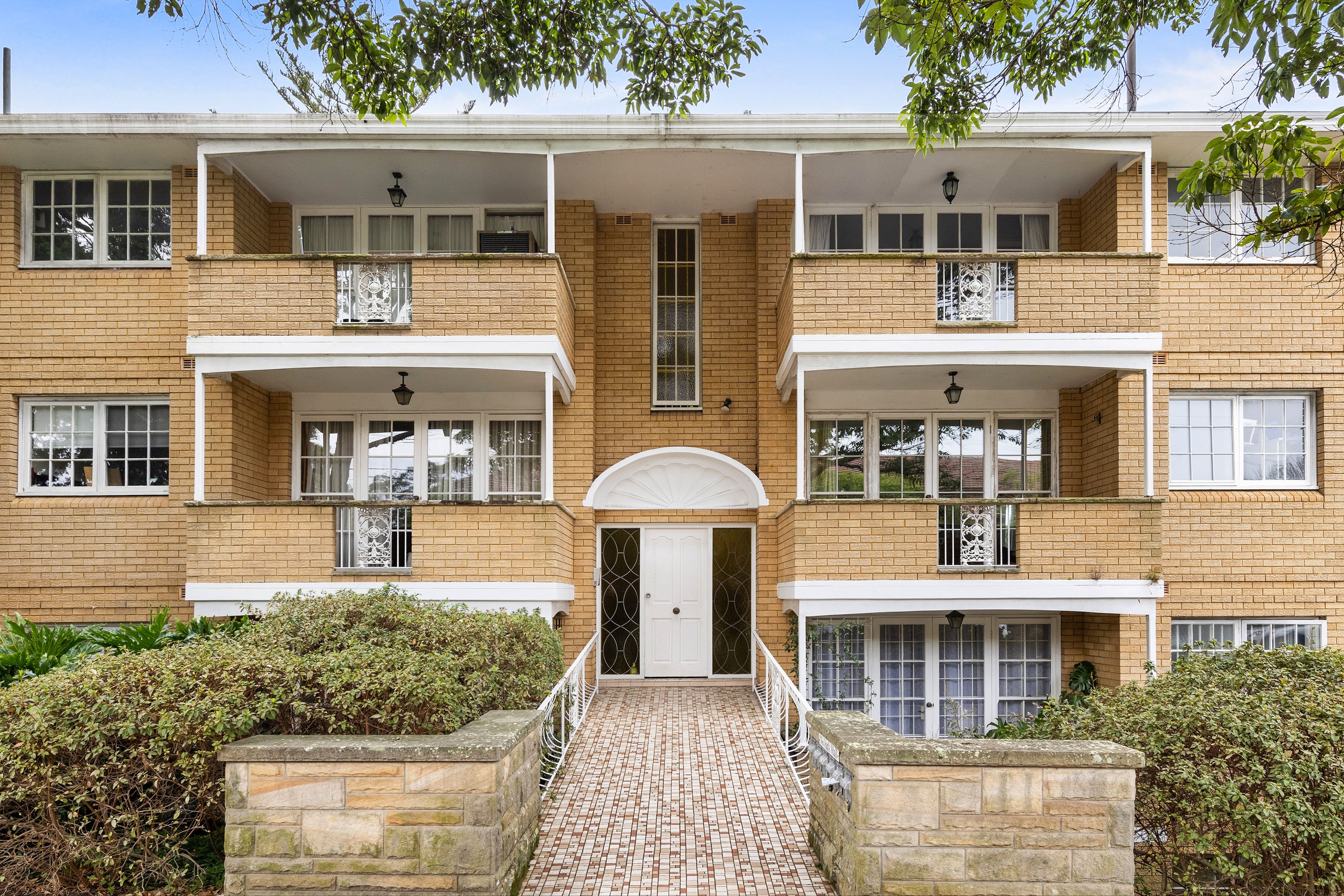 174 Pacific Highway, Roseville NSW 2069