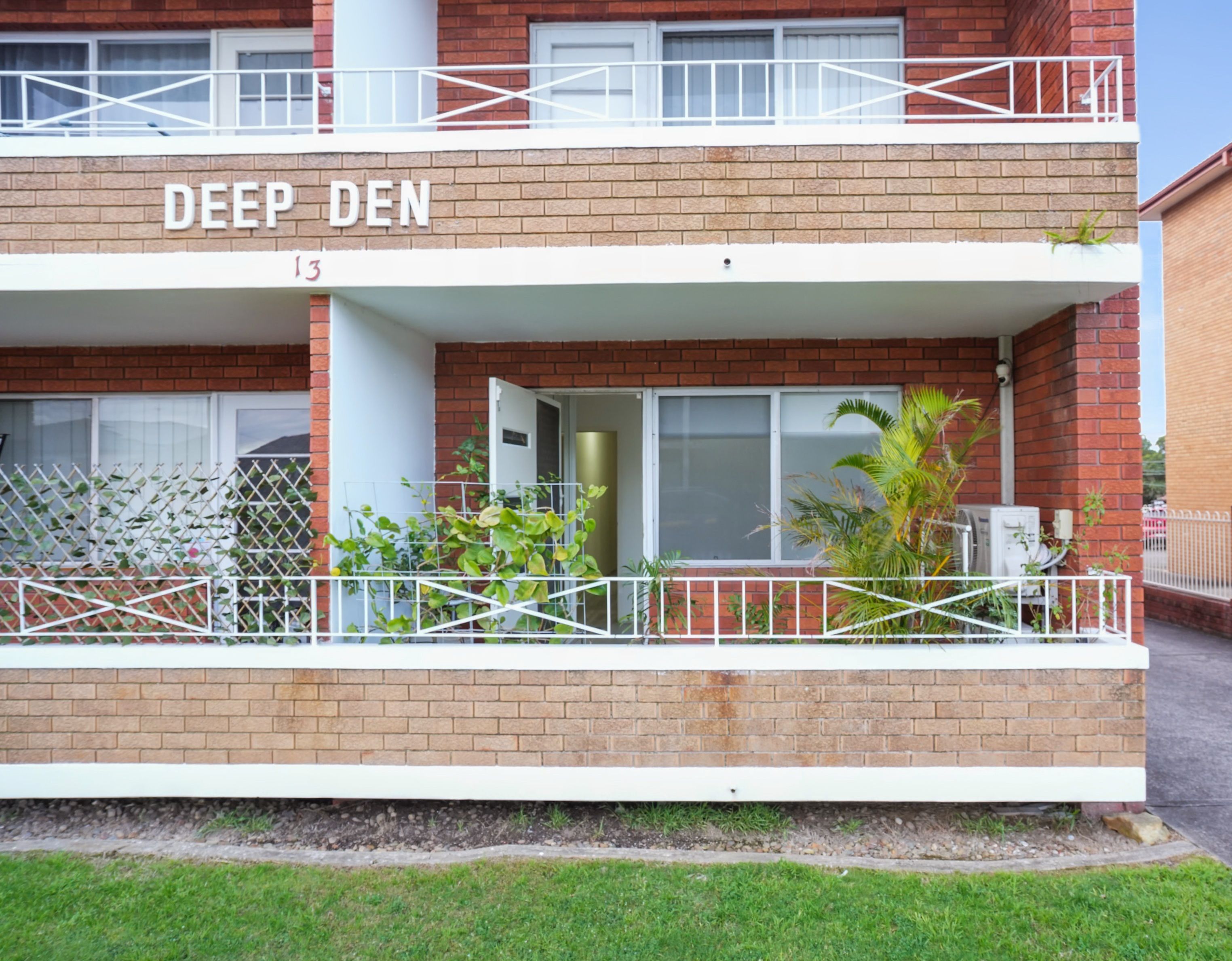 13 Thurlow Street, Riverwood NSW 2210