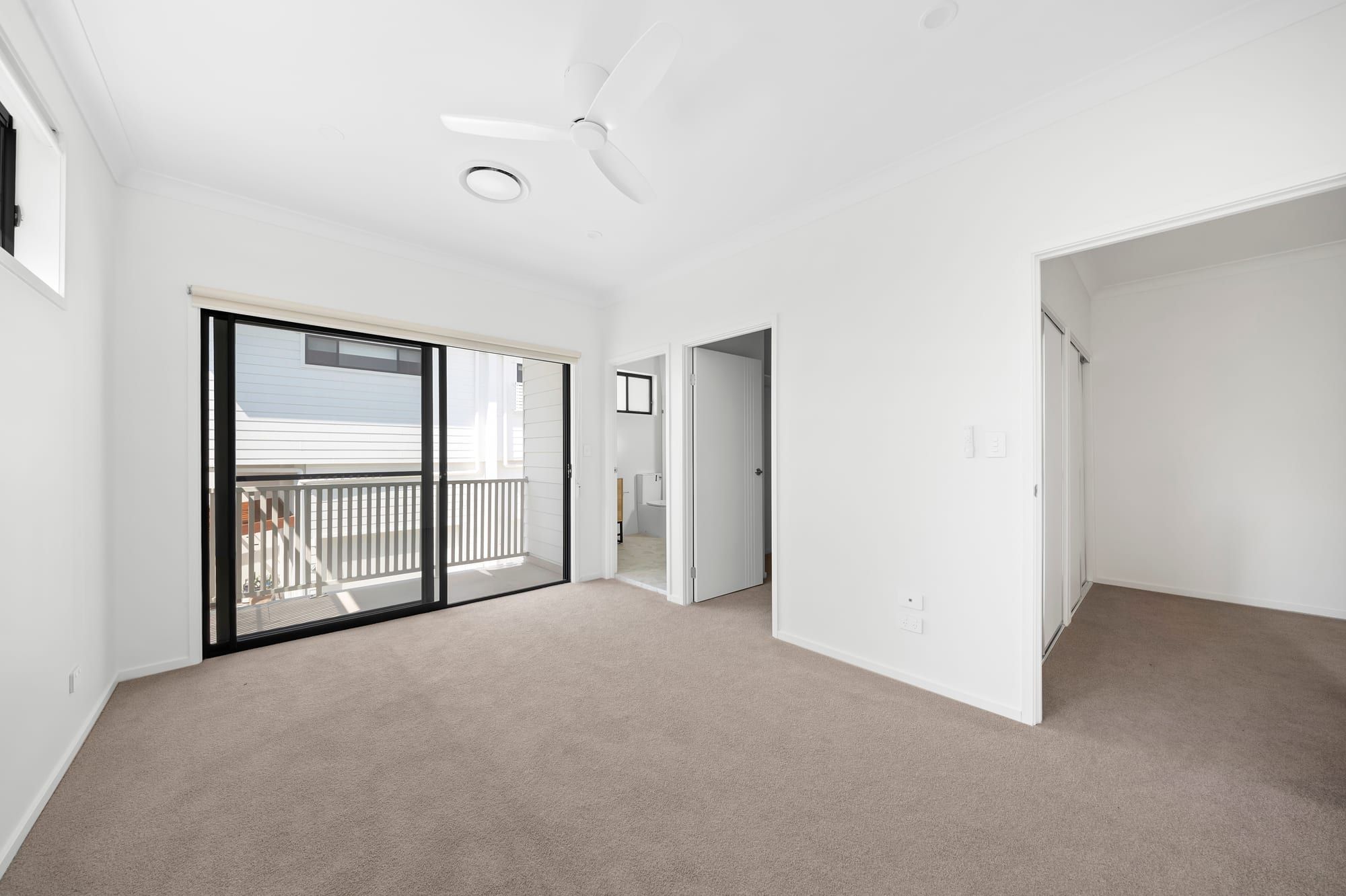 8/12-14 Koolatah Street — photo 5 of 10