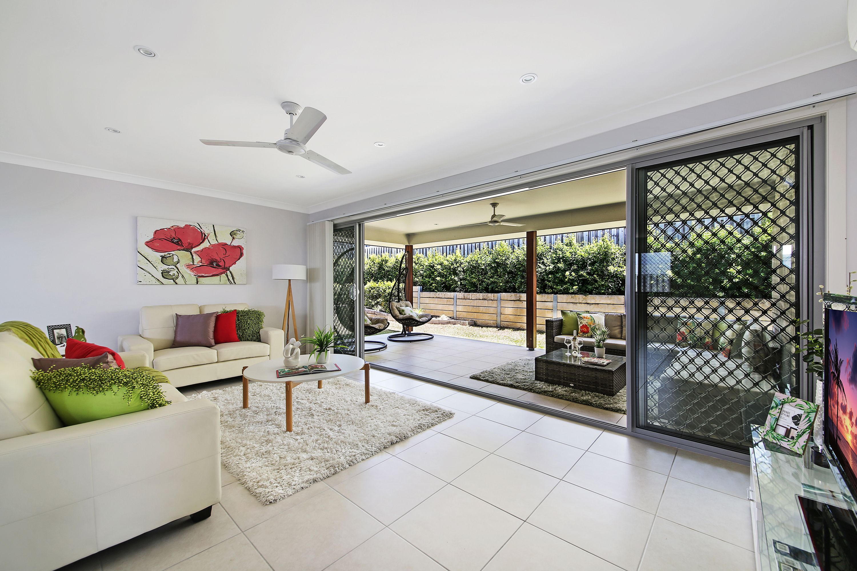 4 Sunbird Court, Elanora, QLD 4221