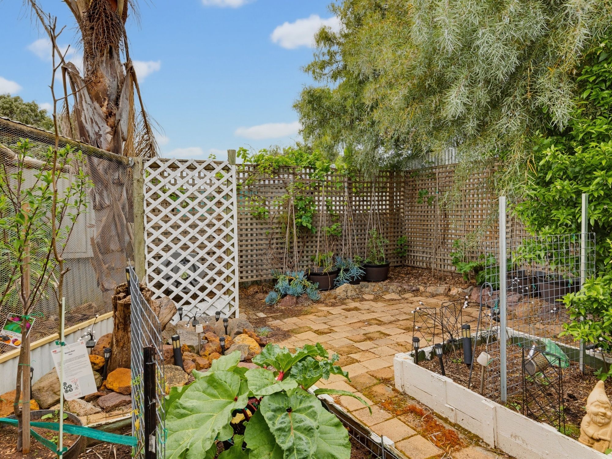 63 Glenhelen Road — photo 15 of 16