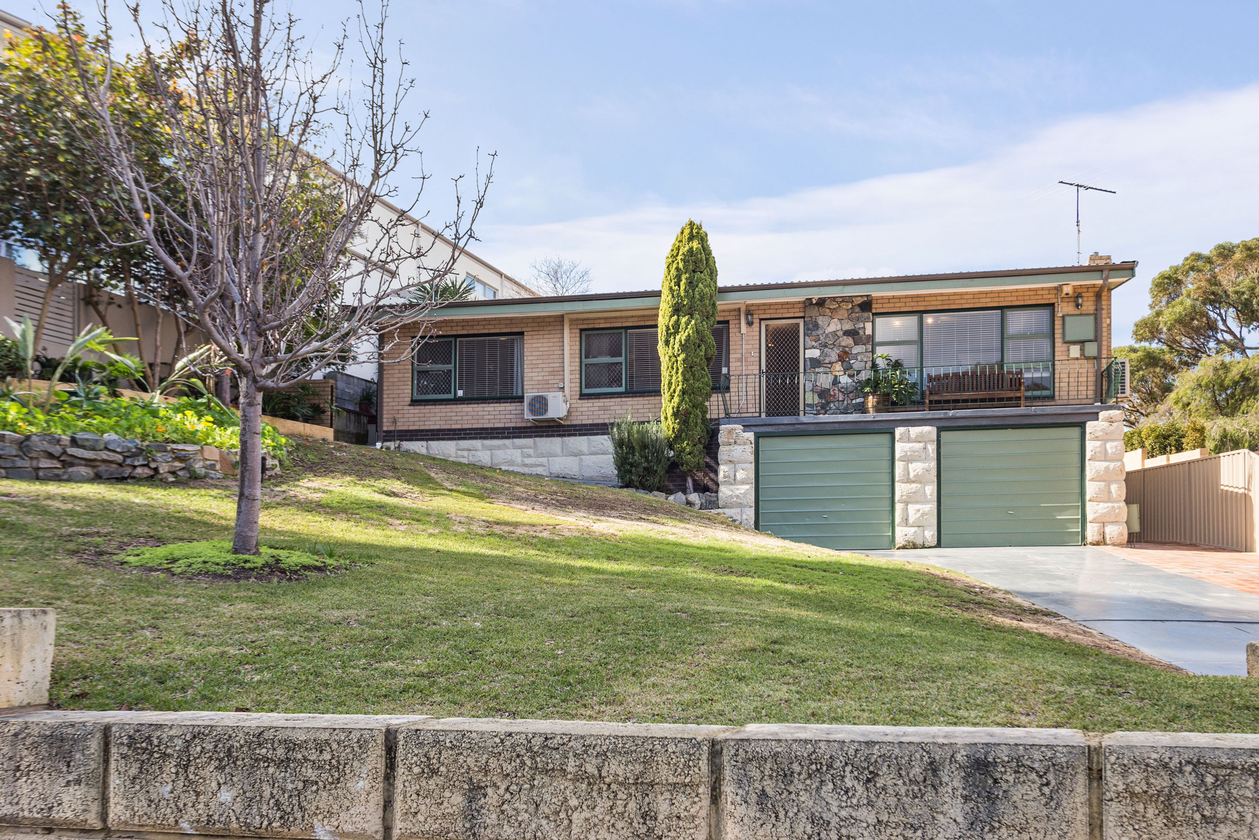 166 Calais Road, Wembley Downs, WA 6019