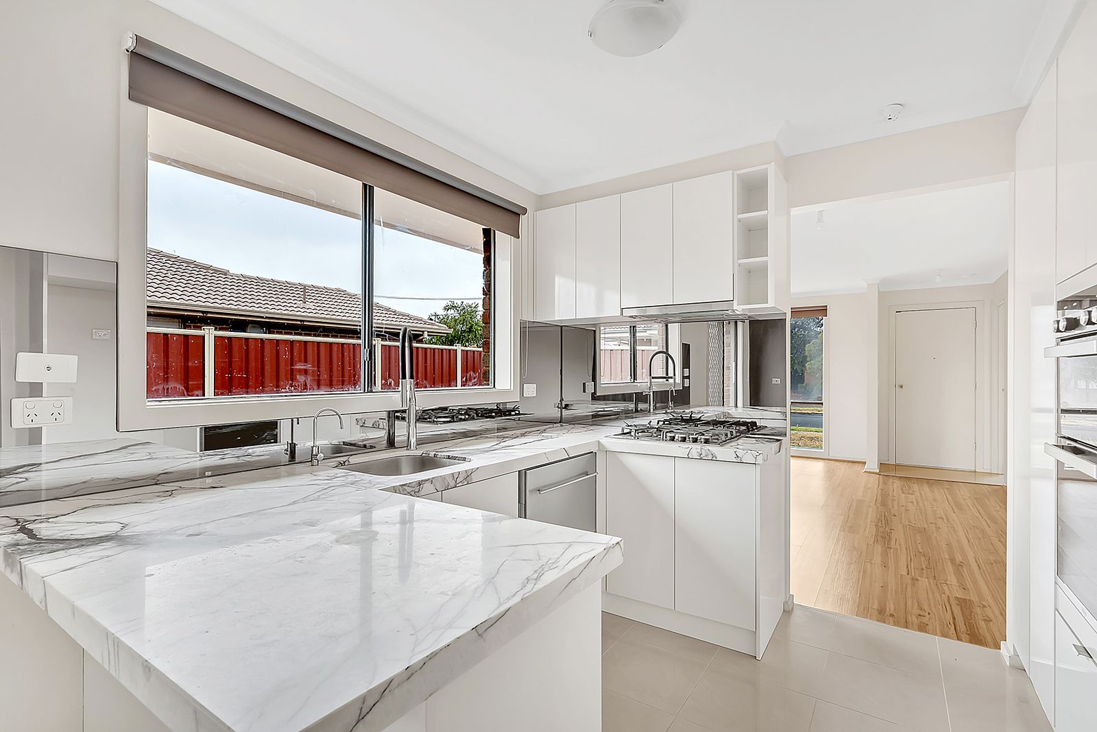 1/40 Gillingham Crescent, Craigieburn, VIC 3064