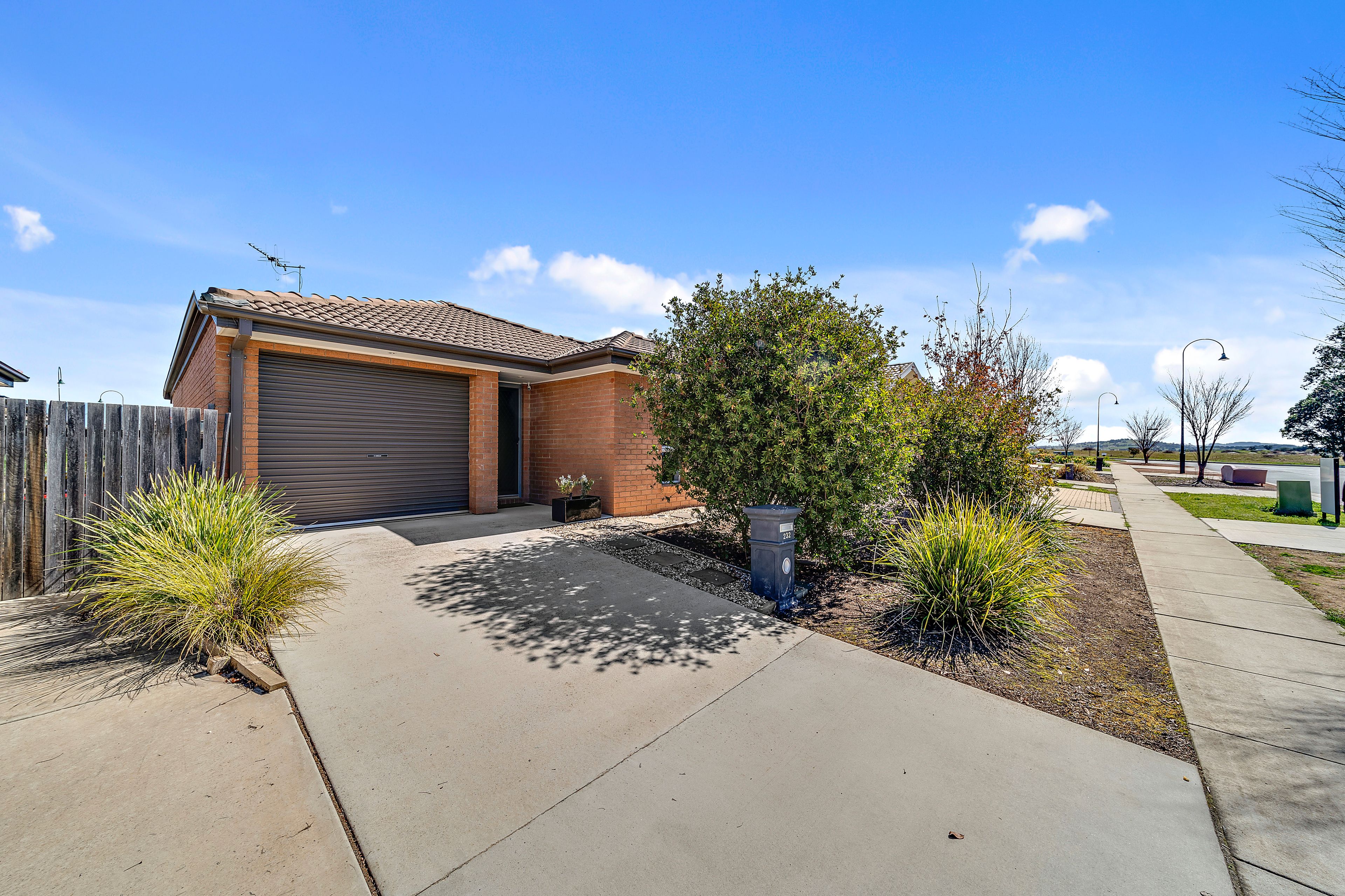 232 Macfarlane Burnet Avenue, Macgregor, ACT 2615