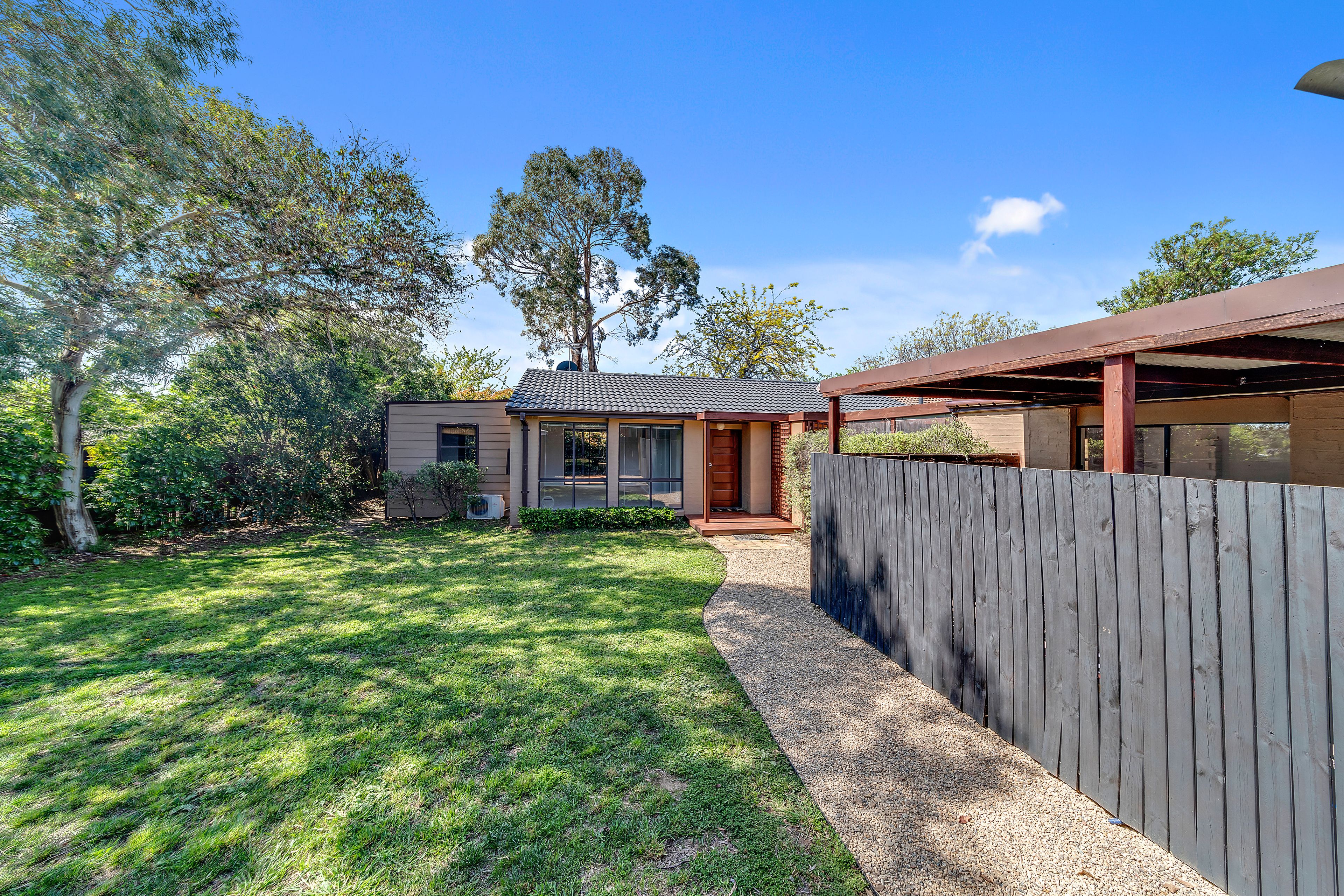 1 Spry Place, Florey, ACT 2615