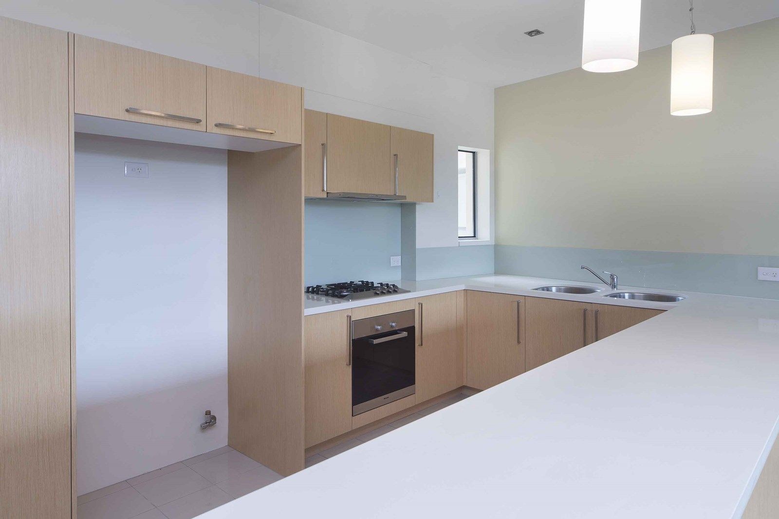 215/3-5 Pendraat Parade, Hope Island, QLD 4212