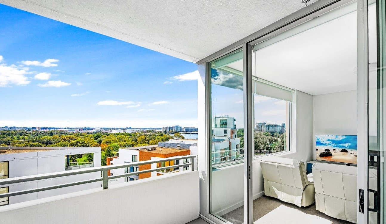 806/1 Brodie Spark Drive, Wolli Creek, NSW 2205