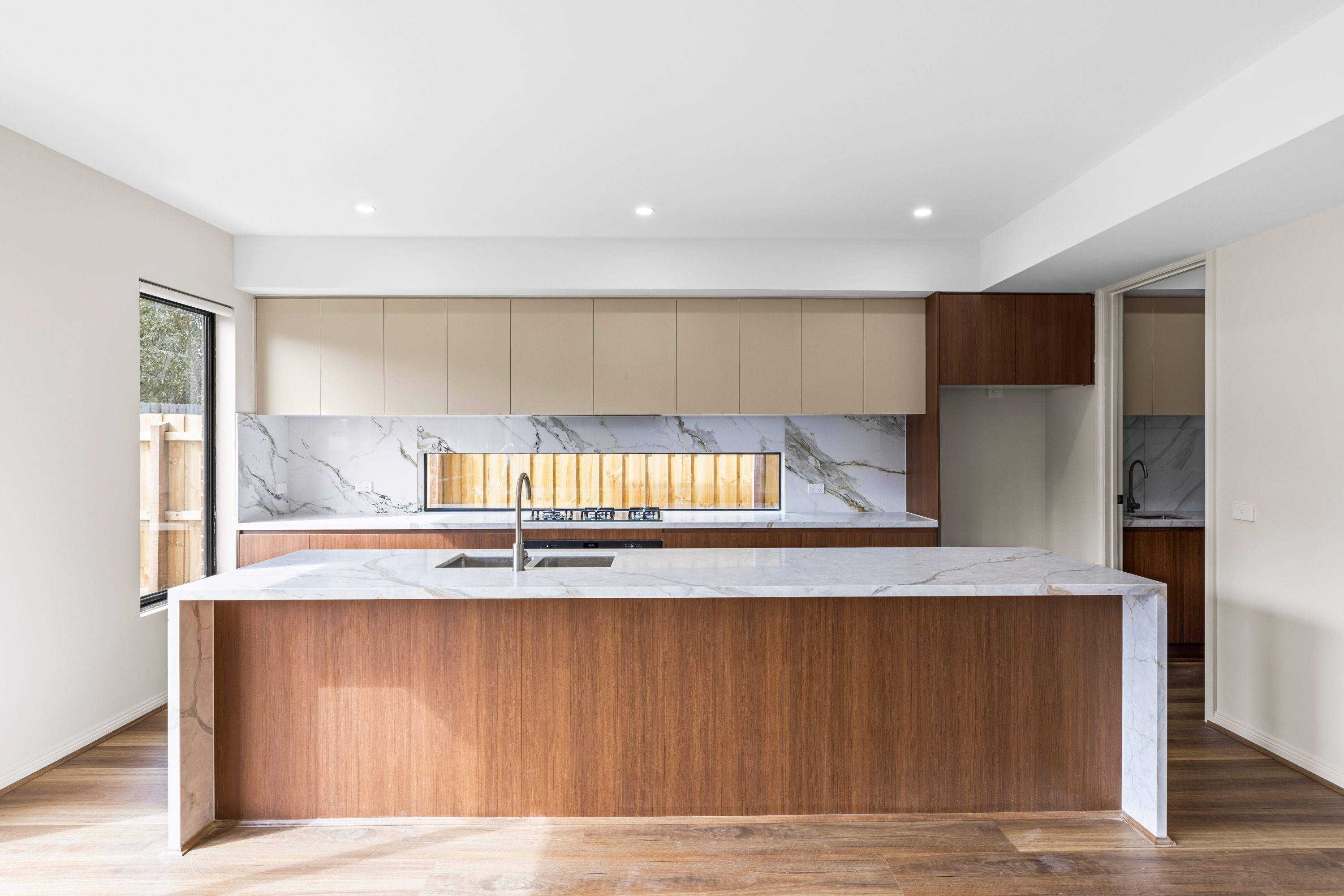 2/11 Bennett Avenue, Mount Waverley, VIC 3149