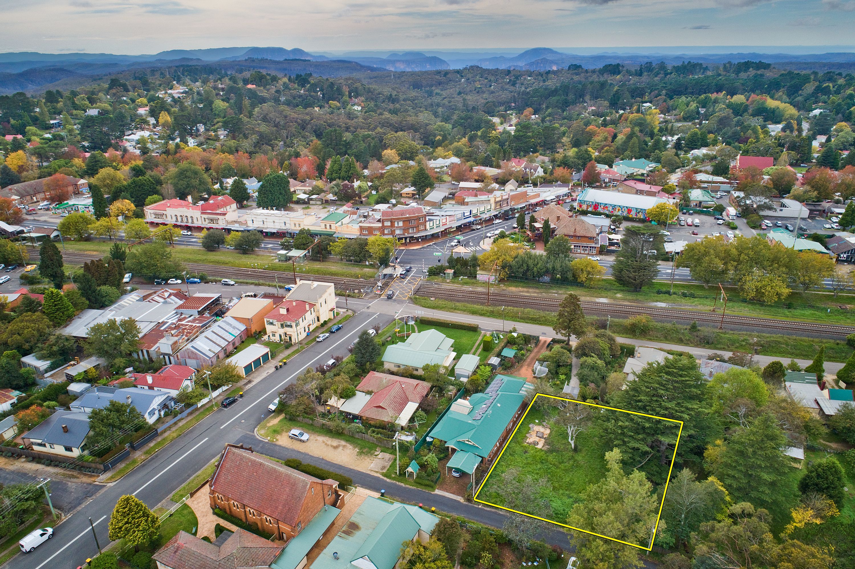 4 Kubya Street — photo from Ray White Upper Blue Mountains