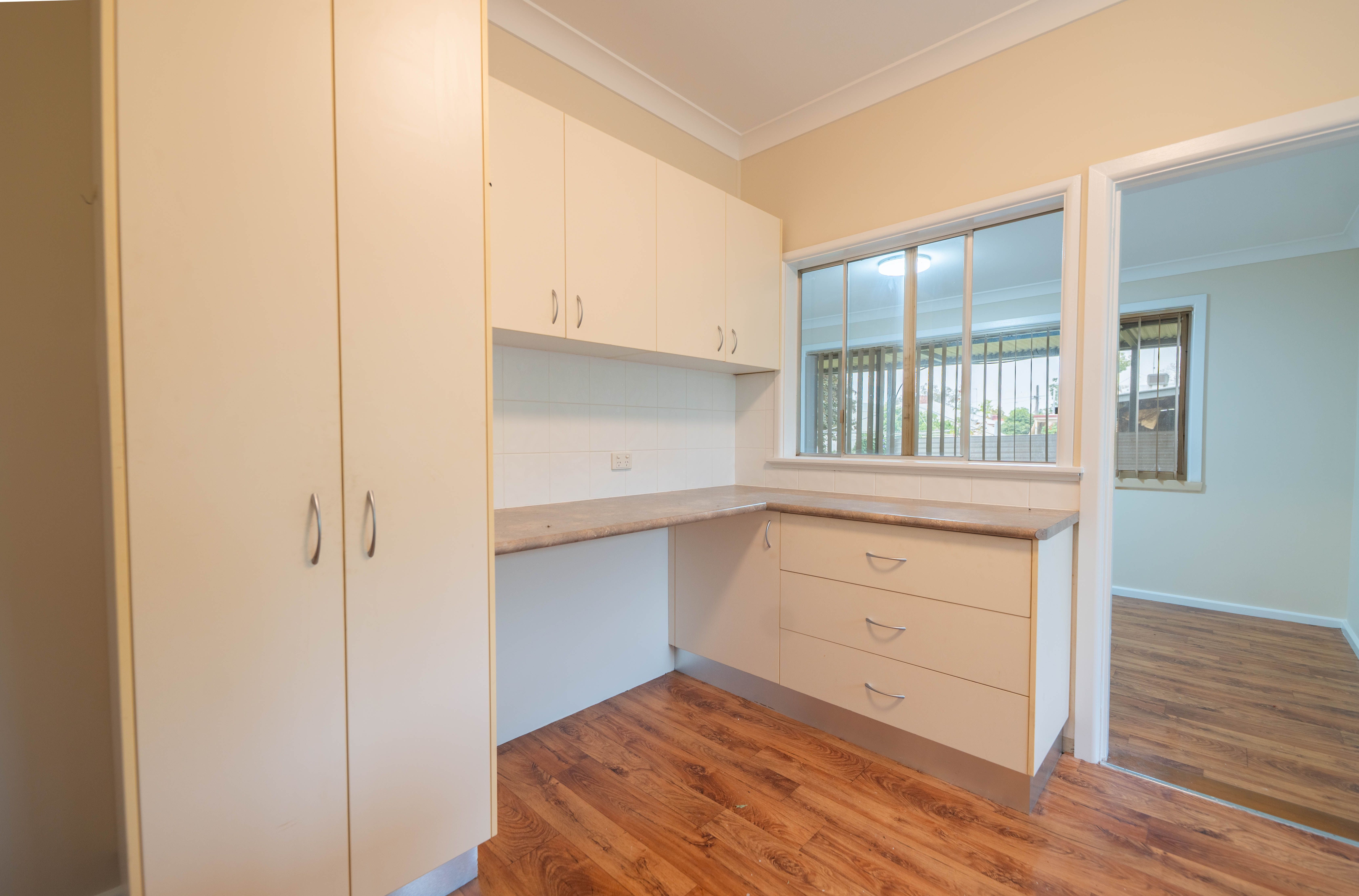18 Waratah Street — photo 3 of 6