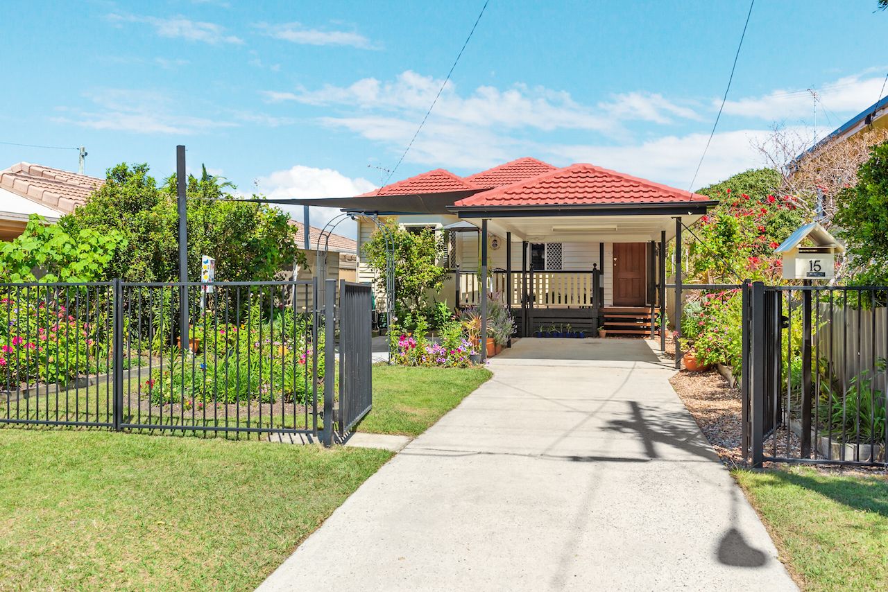 15 Frank Street, Scarborough, QLD 4020