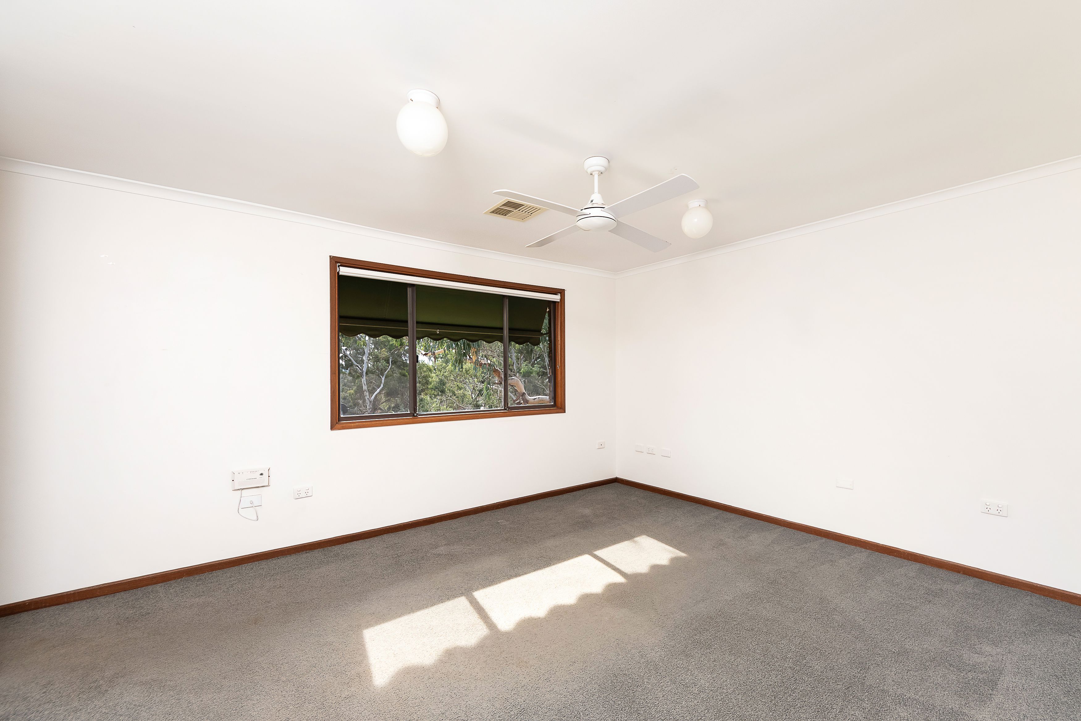 50 Caledonia Avenue, Woodside, SA 5244