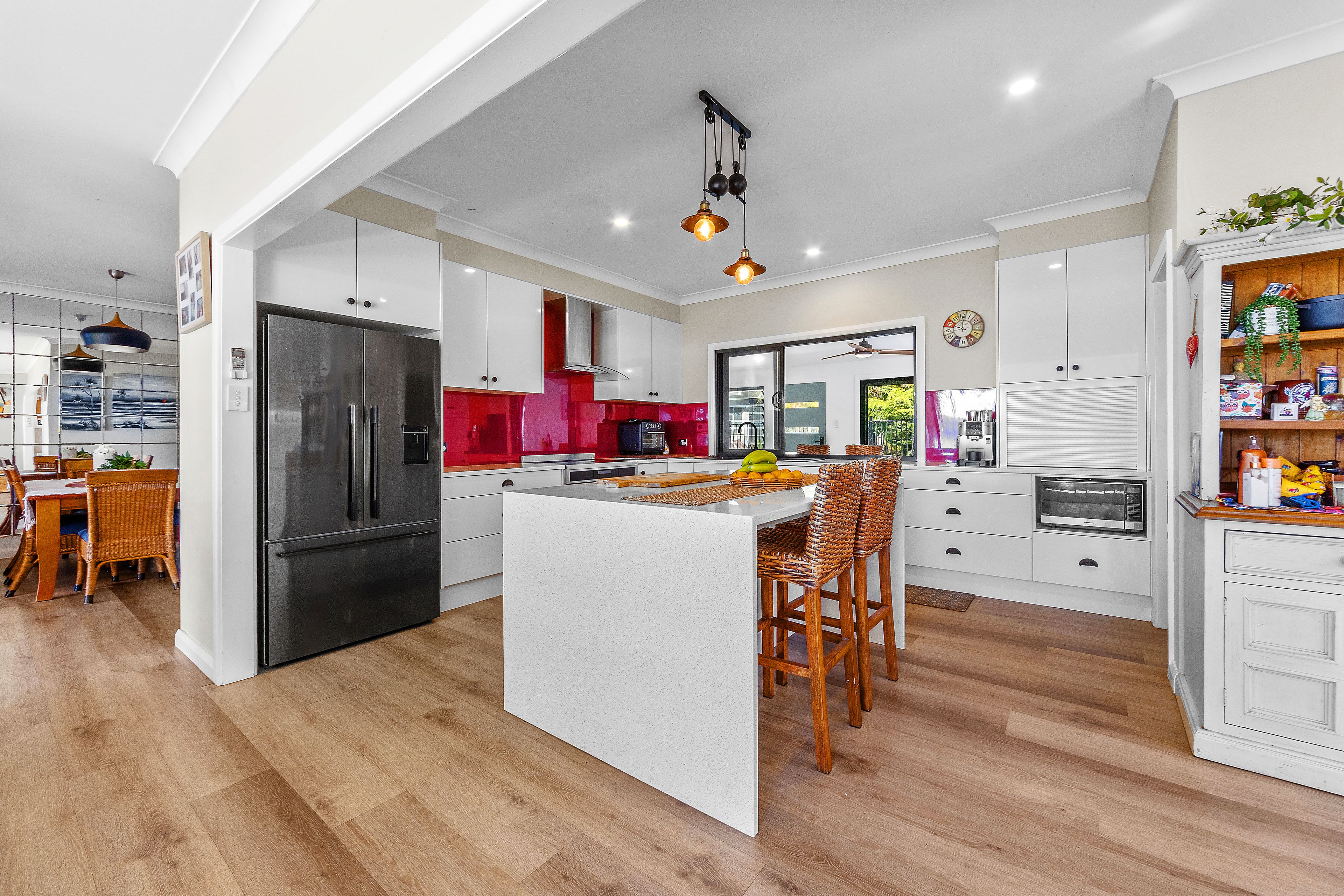 167 Sunrise Avenue — photo 5 of 18