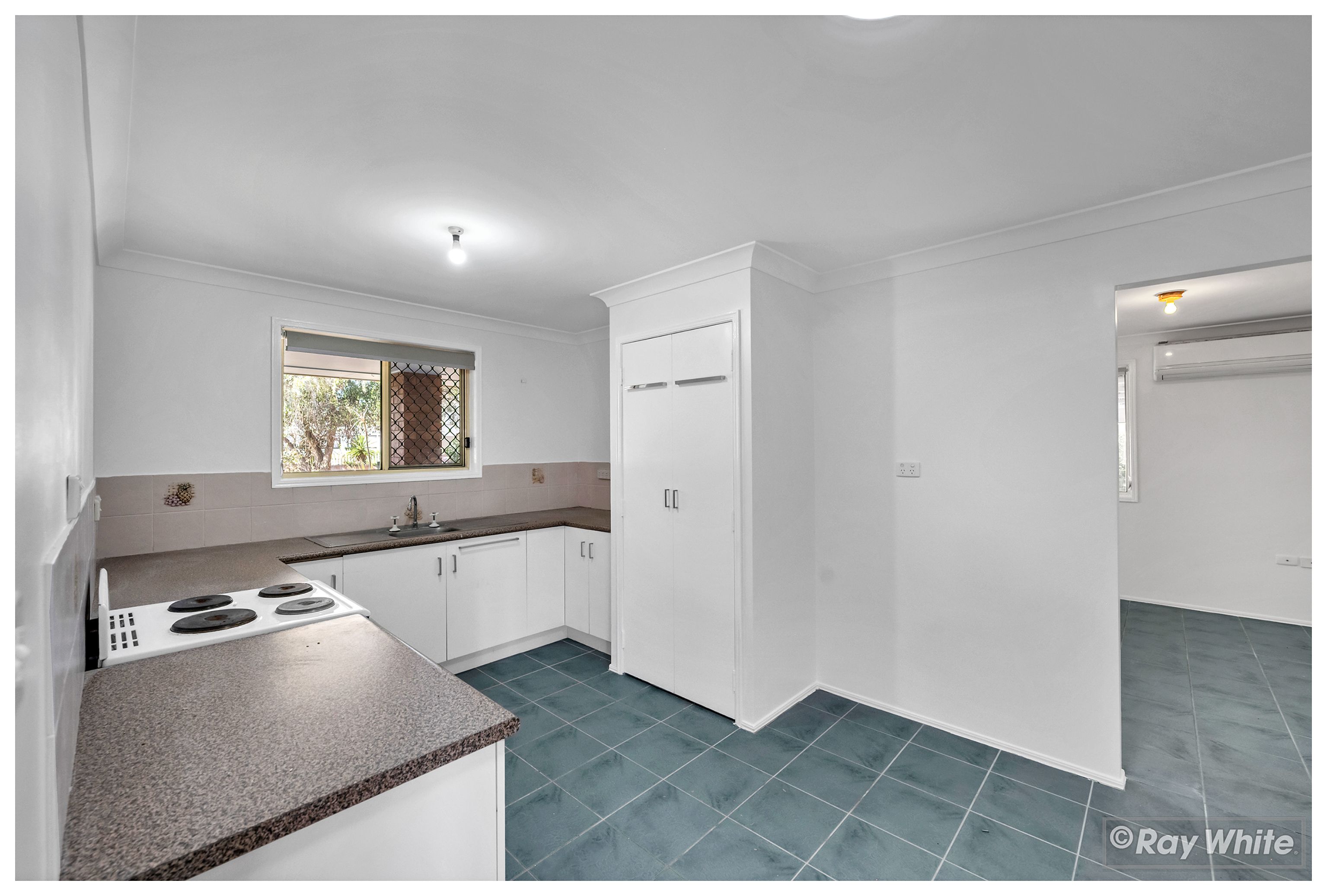 11 Meilland Street — photo 4 of 30