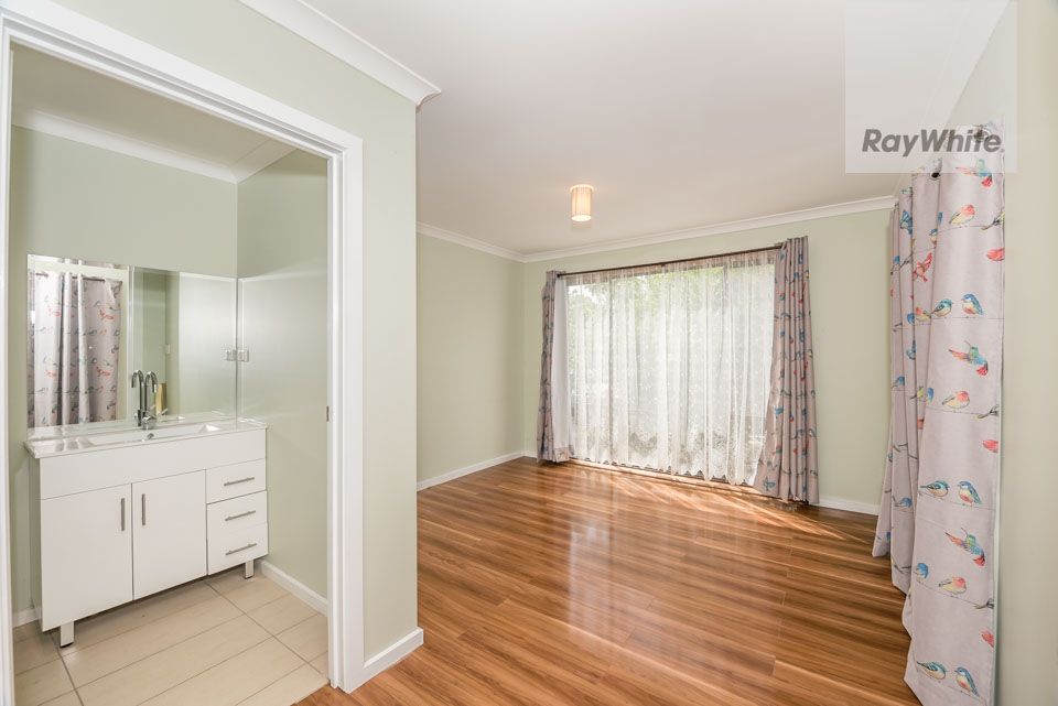 10 Veronica Crescent, Mill Park, VIC 3082