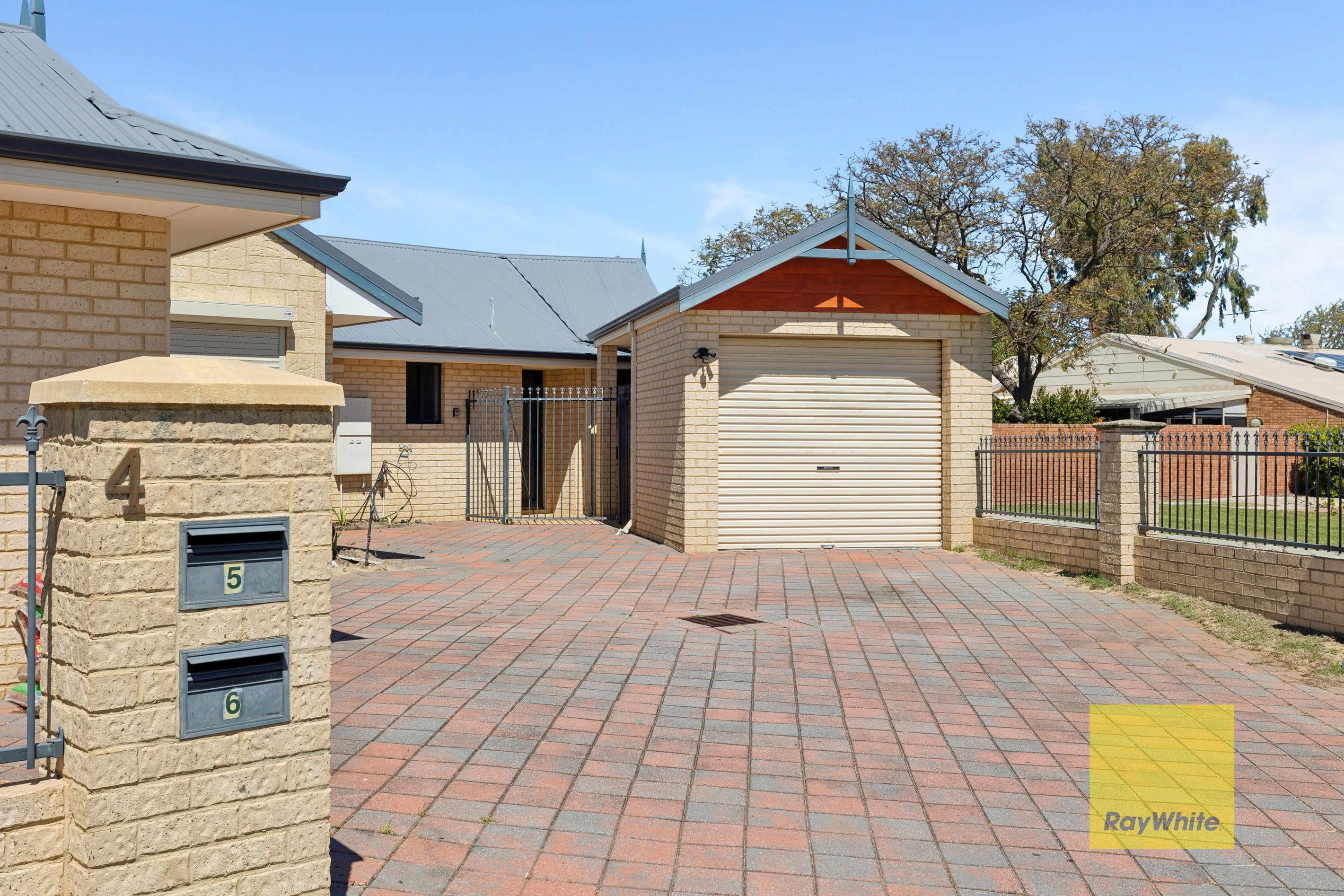 6/4 Templeman Place, Midland, WA 6056