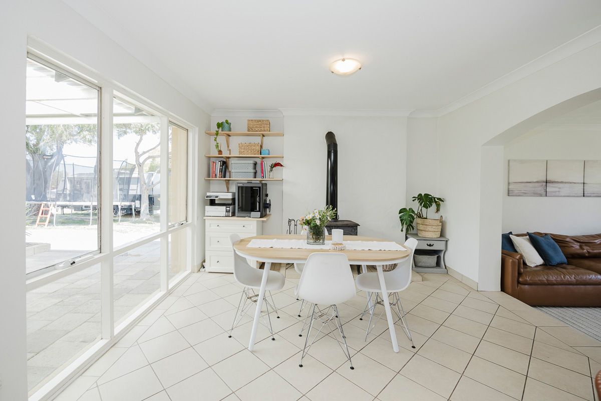 11 Mitchell Place — photo 11 of 27