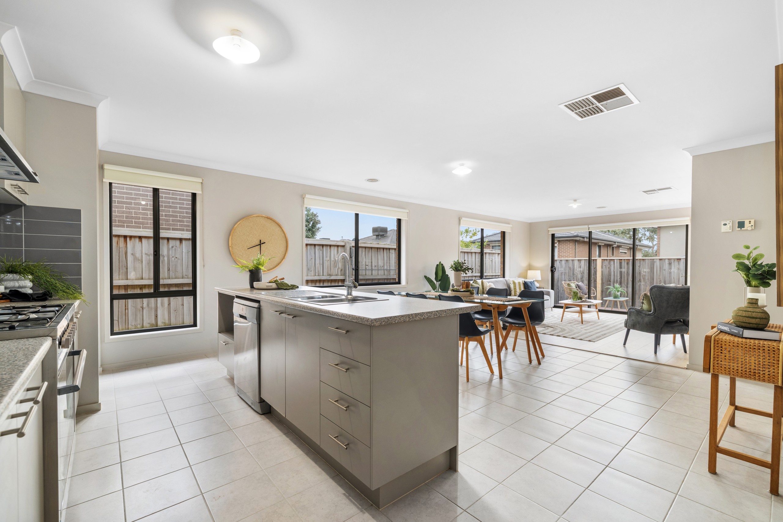 29 Grove Way, Wantirna South, VIC 3152