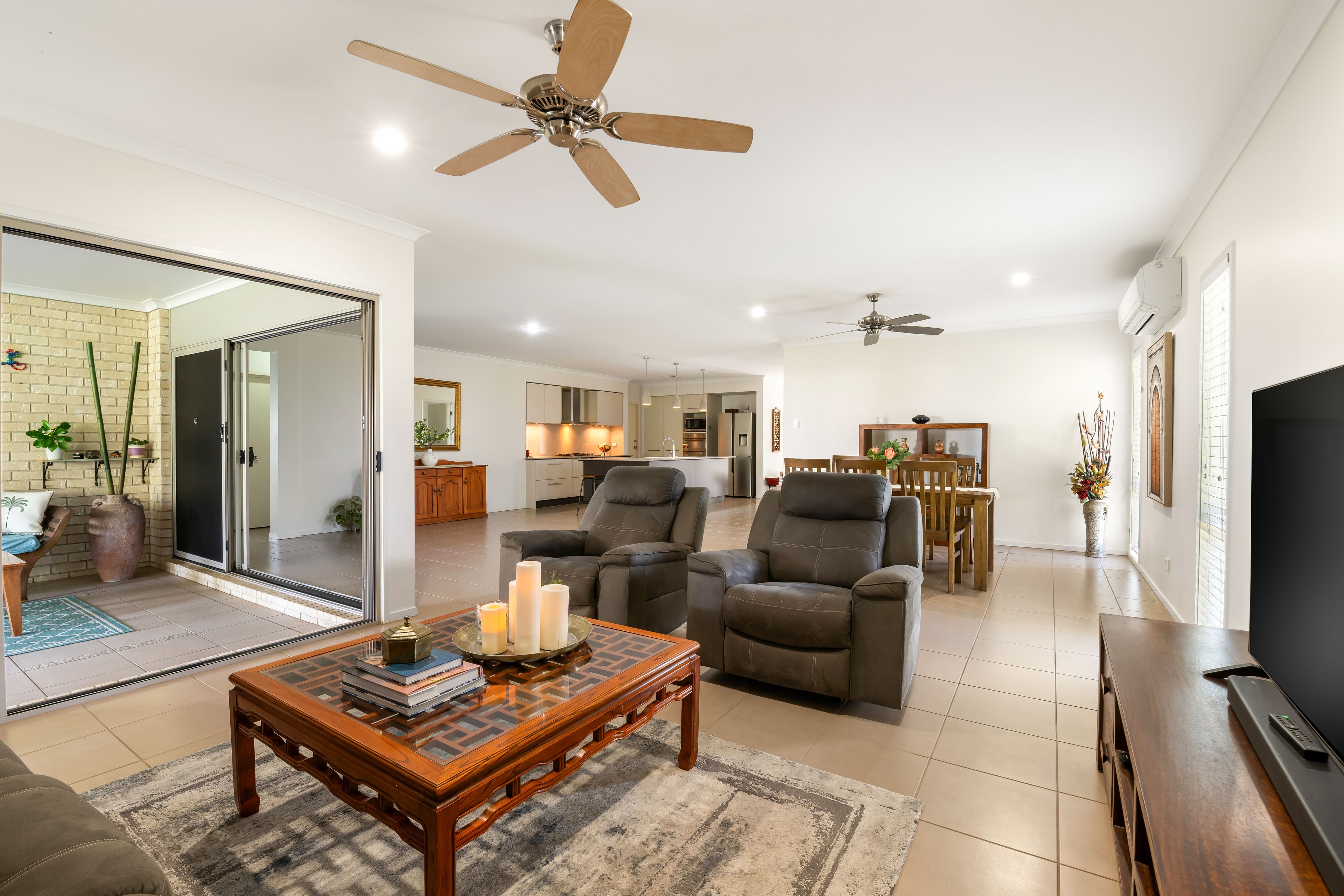 39 - 41 Marsh Bird Drive — photo 10 of 21