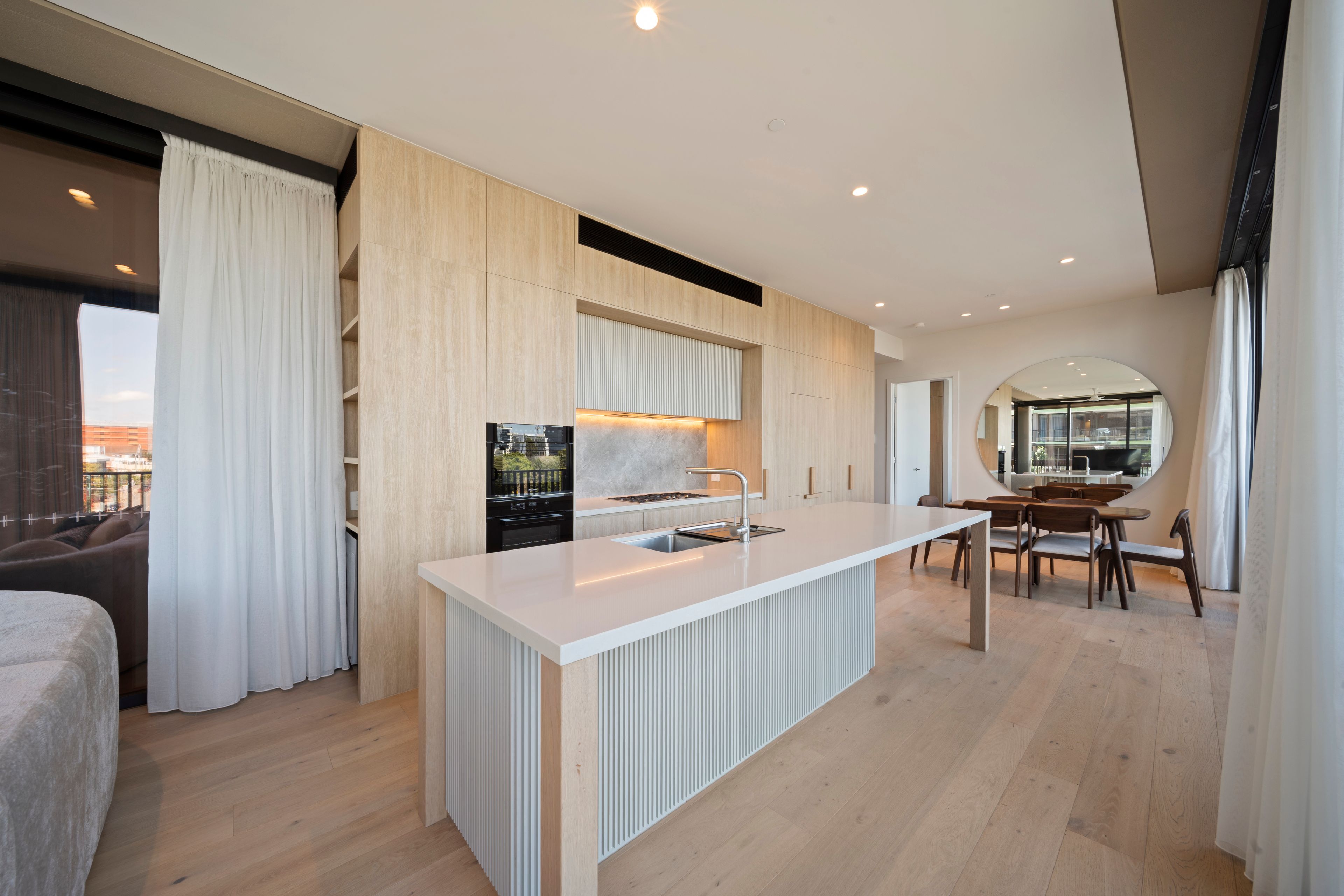 301/20 Edmondstone Street — photo 8 of 30