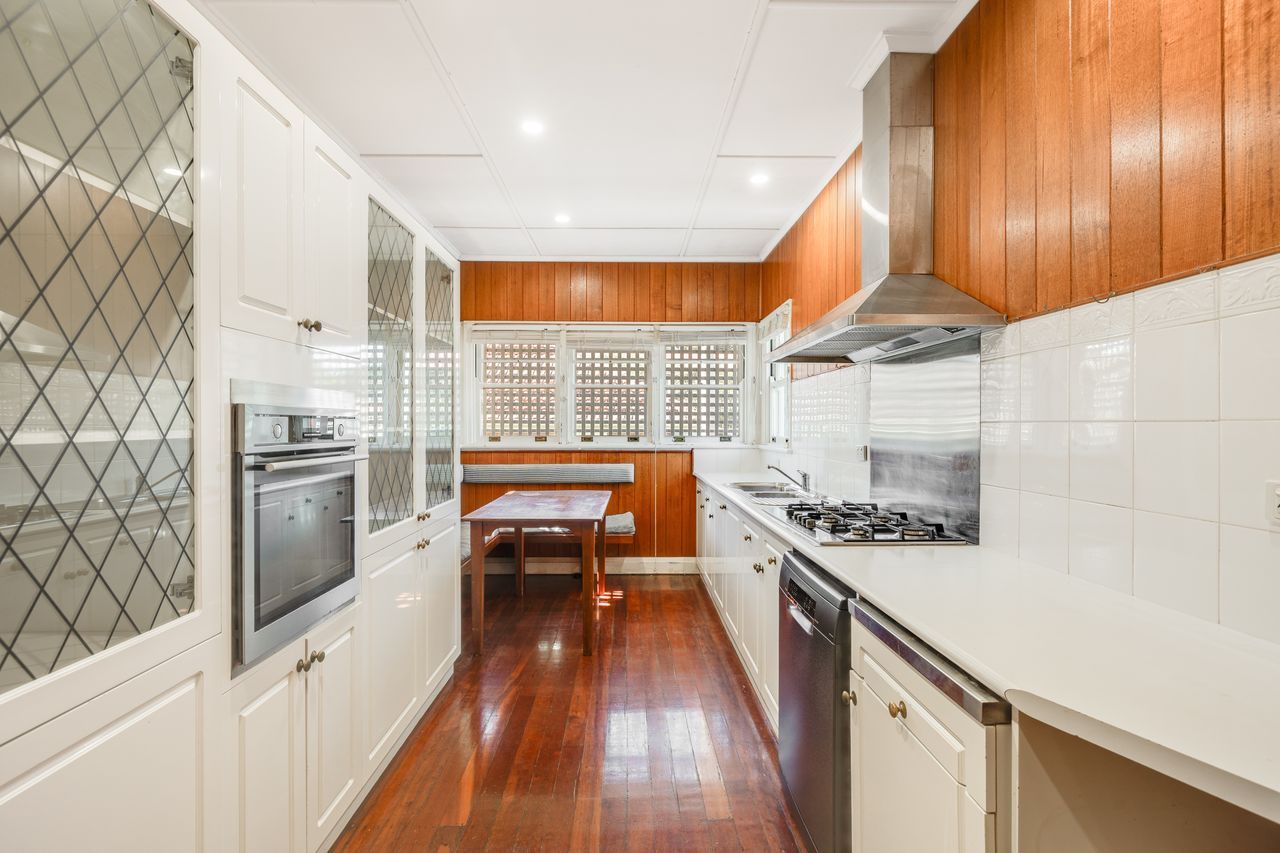 58 Arthur Street, East Toowoomba, QLD 4350