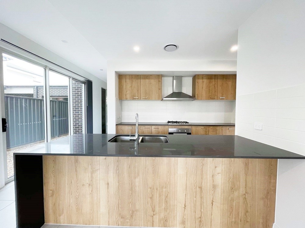 30 Gibbs Crescent, Catherine Field, NSW 2557