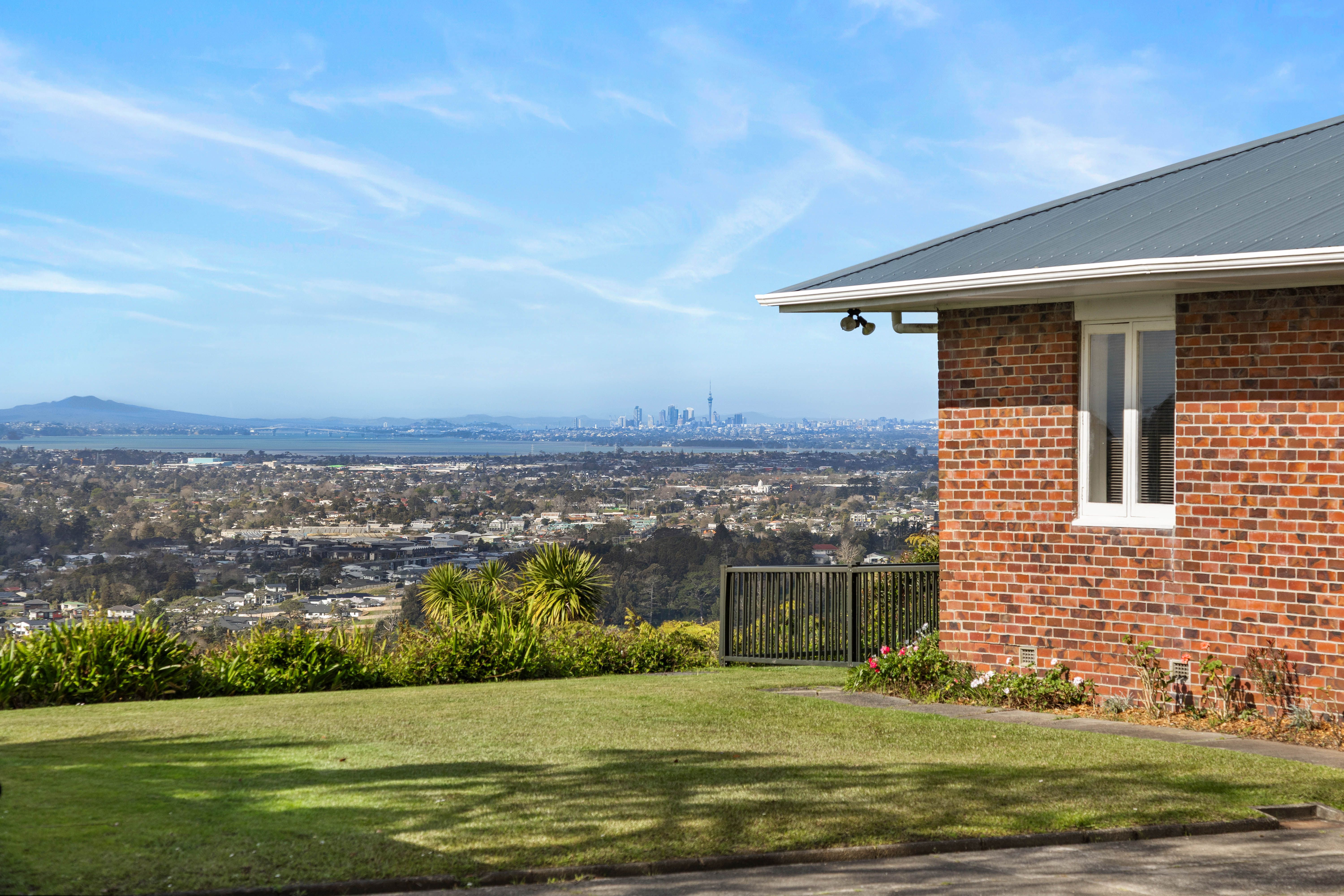 1138 Scenic Drive, Swanson, Waitakere City