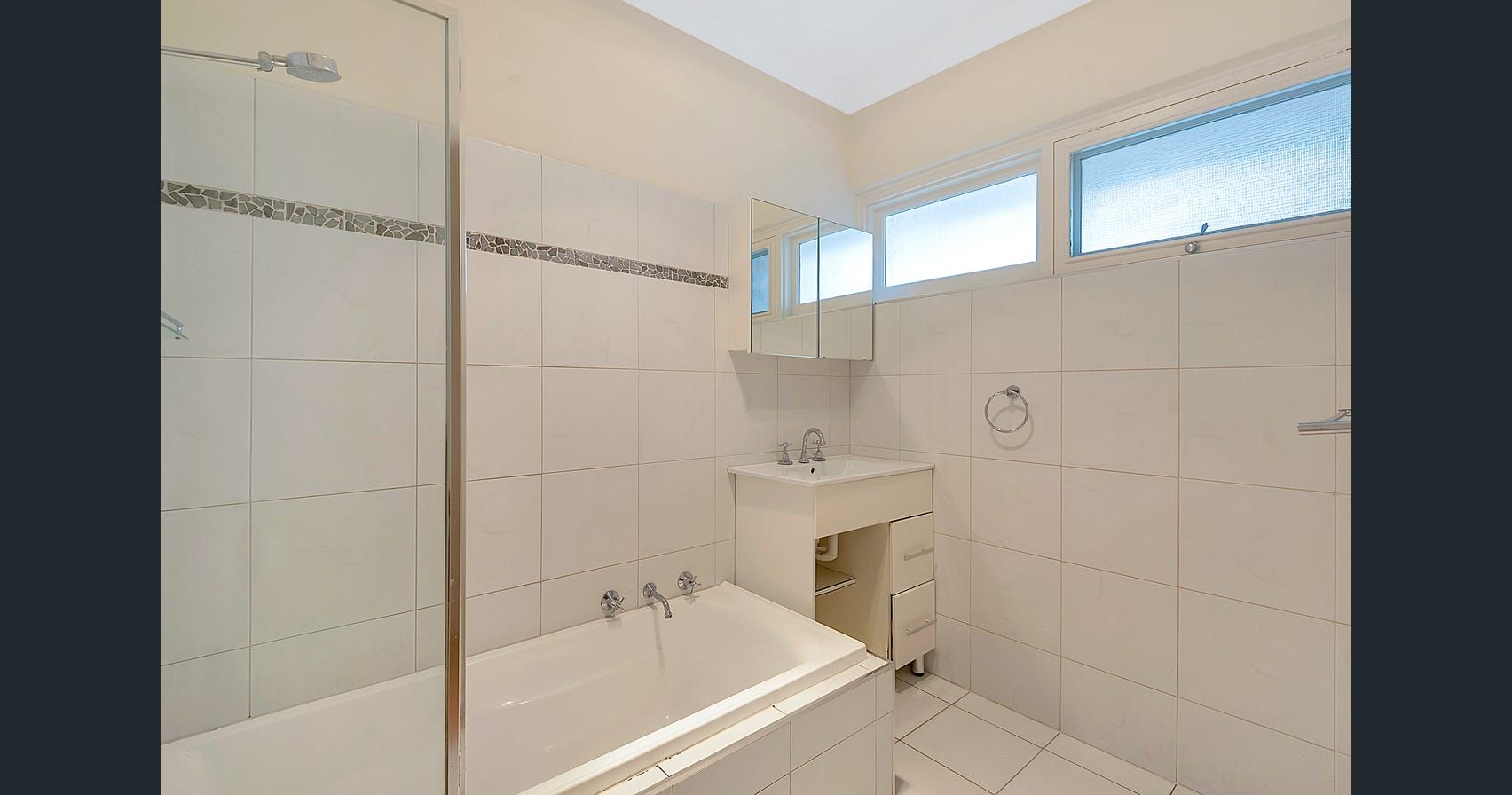 60 Briens Road — photo 7 of 8