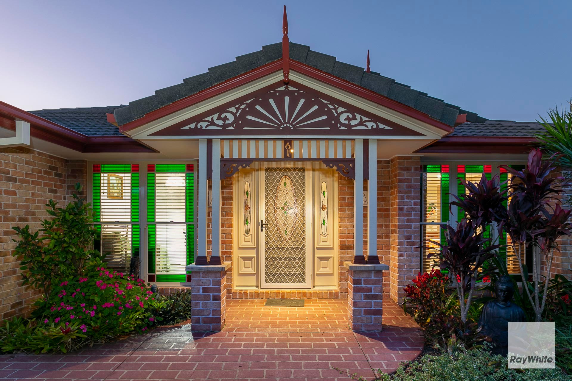 12 Syracuse Street, Redland Bay, QLD 4165