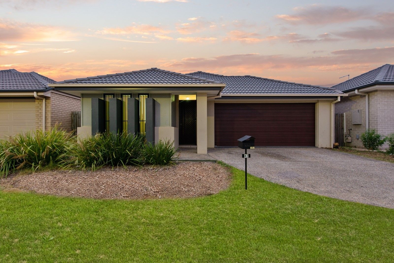 42 Denham Crescent, North Lakes QLD 4509