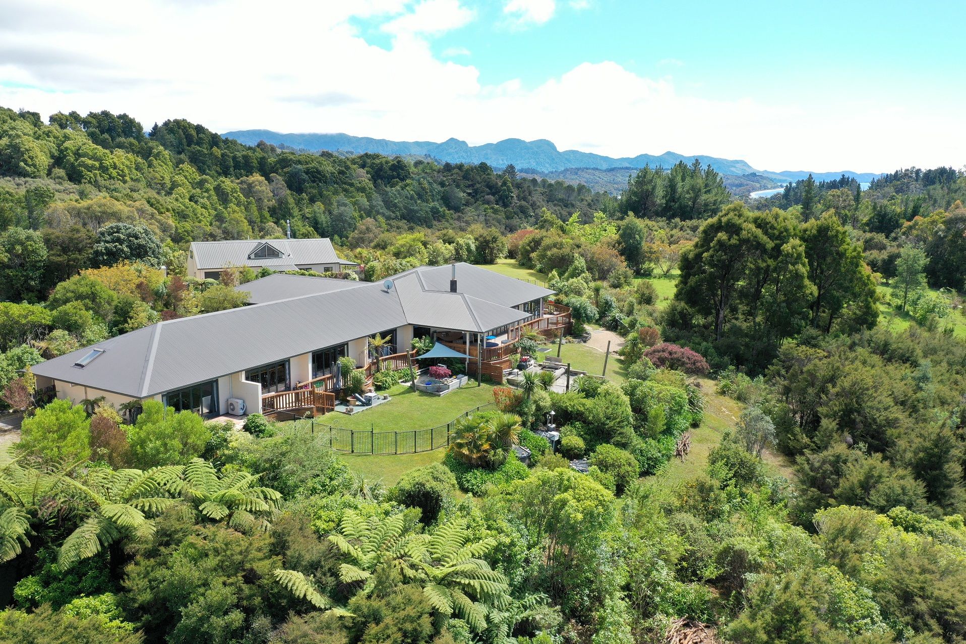 1552 TakakaCollingwood Highway, Collingwood, Tasman District 7073