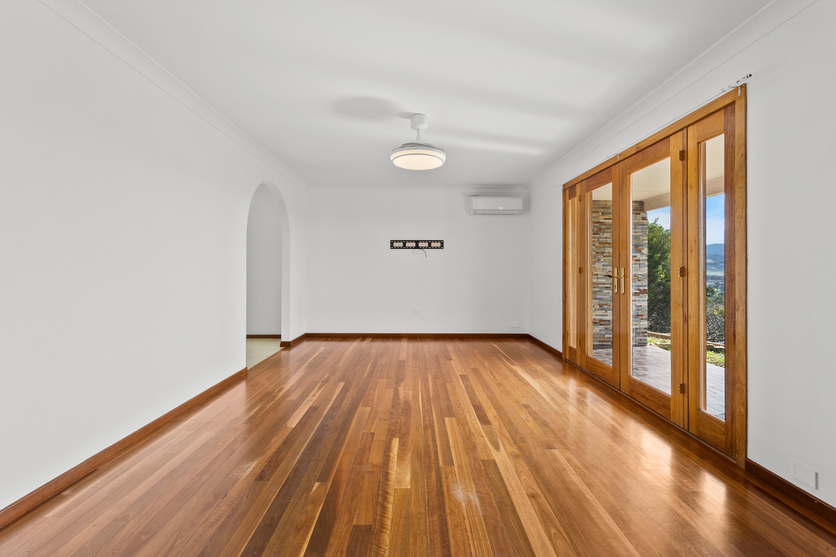 20 Scenic Crescent, Albion Park, NSW 2527