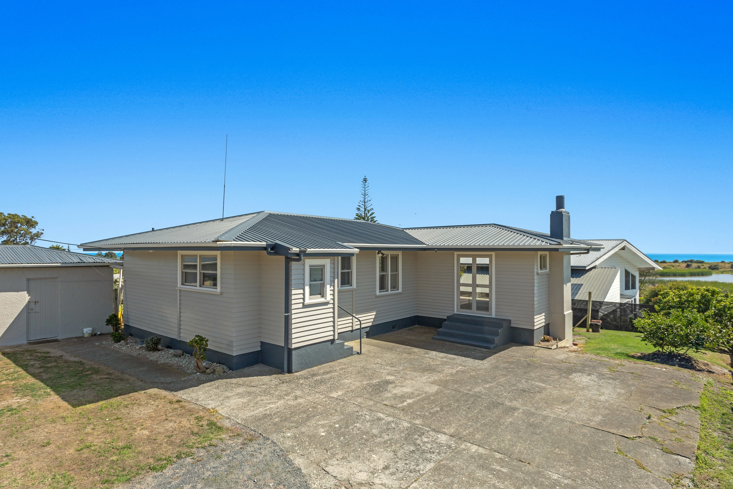 2 St John Street, Matata, Whakatane District